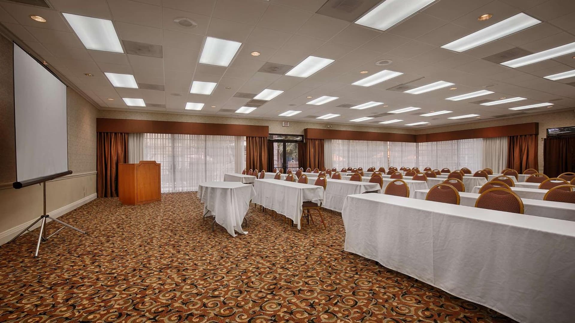 Wyndham Tucson Airport Hotel & Conference Center gallery photo in Tucson, AZ — image 7