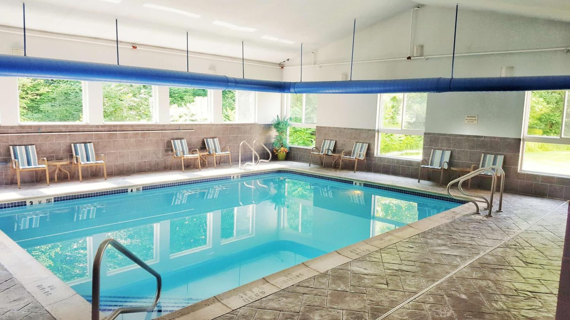 Best Western Plus New England Inn & Suites gallery photo in Berlin, CT — image 66