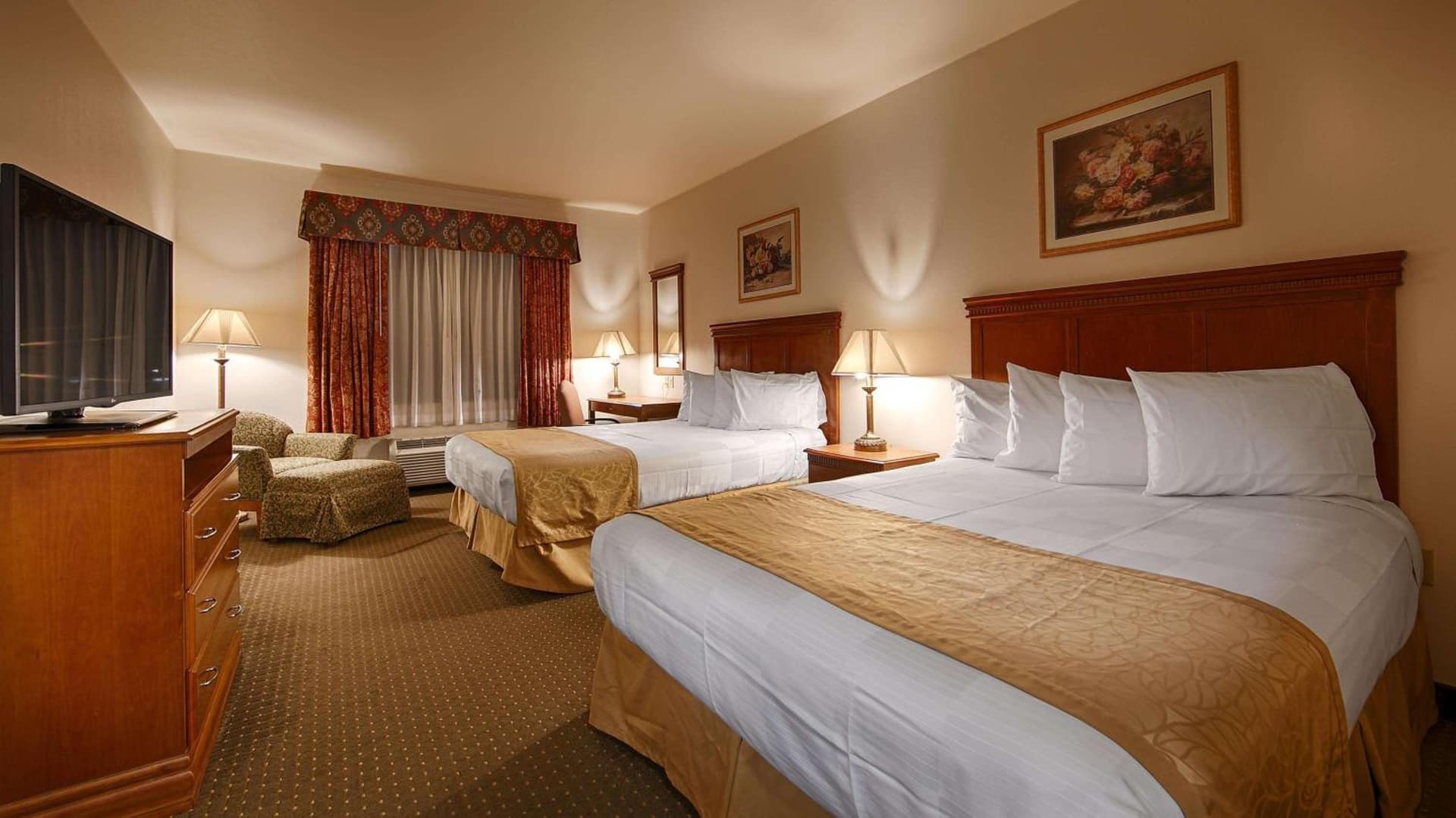Best Western Plus Lake Elsinore Inn & Suites gallery photo in Lake Elsinore, CA — image 30