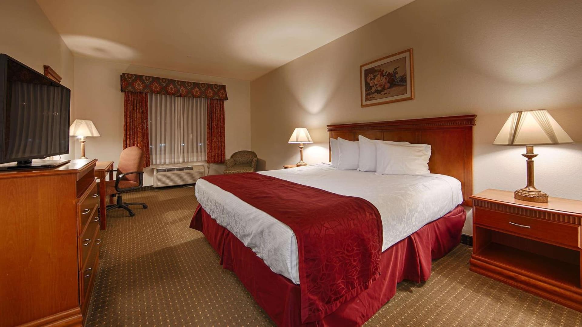 Best Western Plus Lake Elsinore Inn & Suites gallery photo in Lake Elsinore, CA — image 15