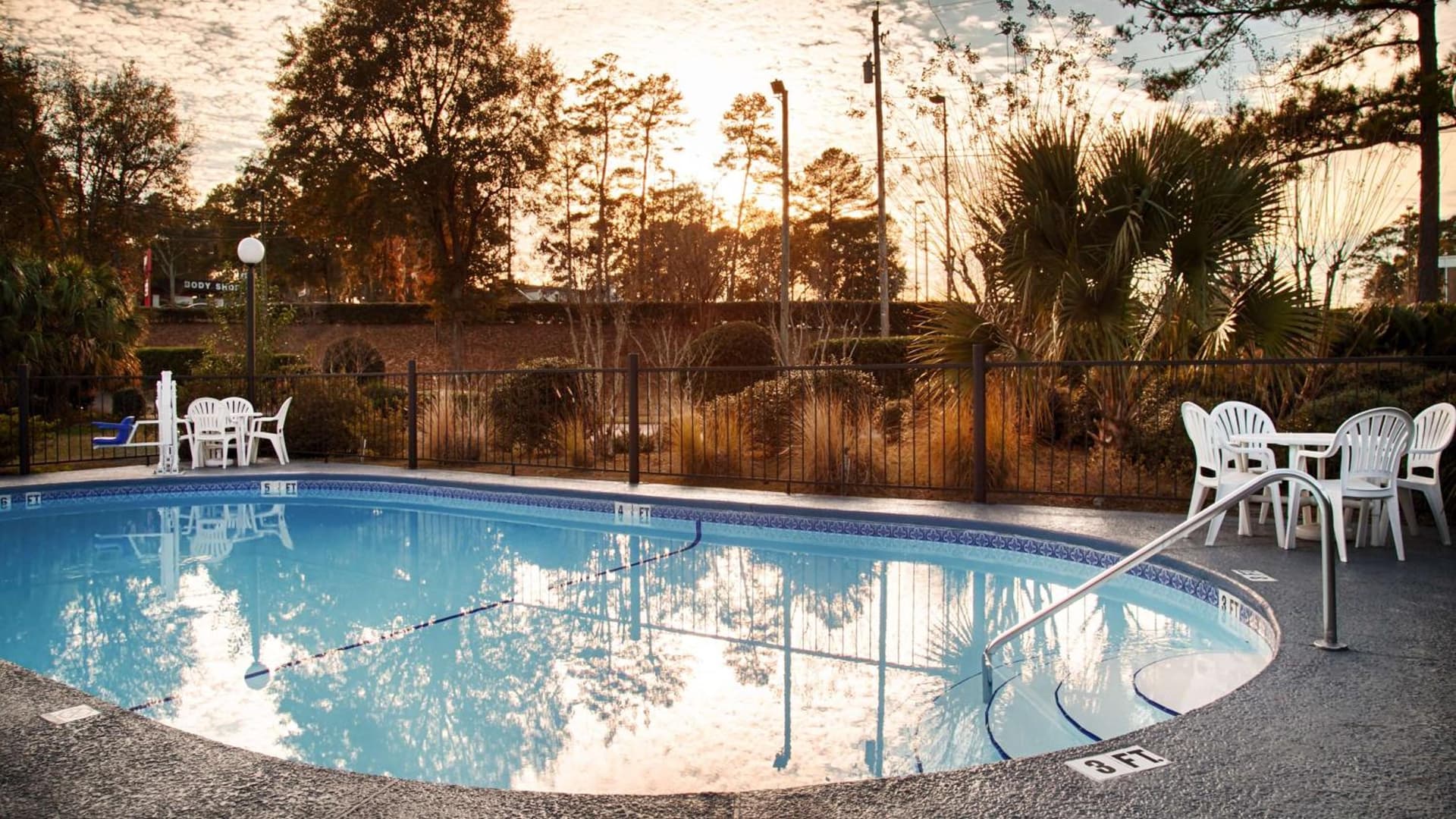 Best Western Tallahassee Downtown Inn and Suites interior in Tallahassee, FL — gallery photo 2