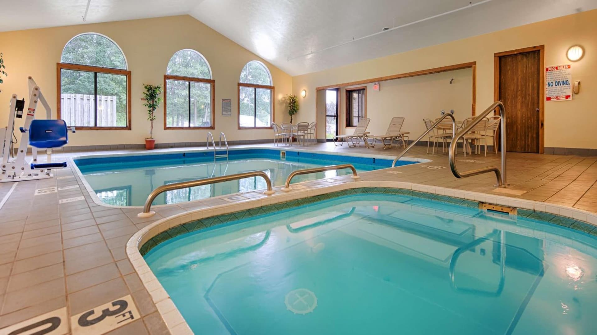 Best Western Plaza Hotel Saugatuck gallery photo in Saugatuck, MI — image 5
