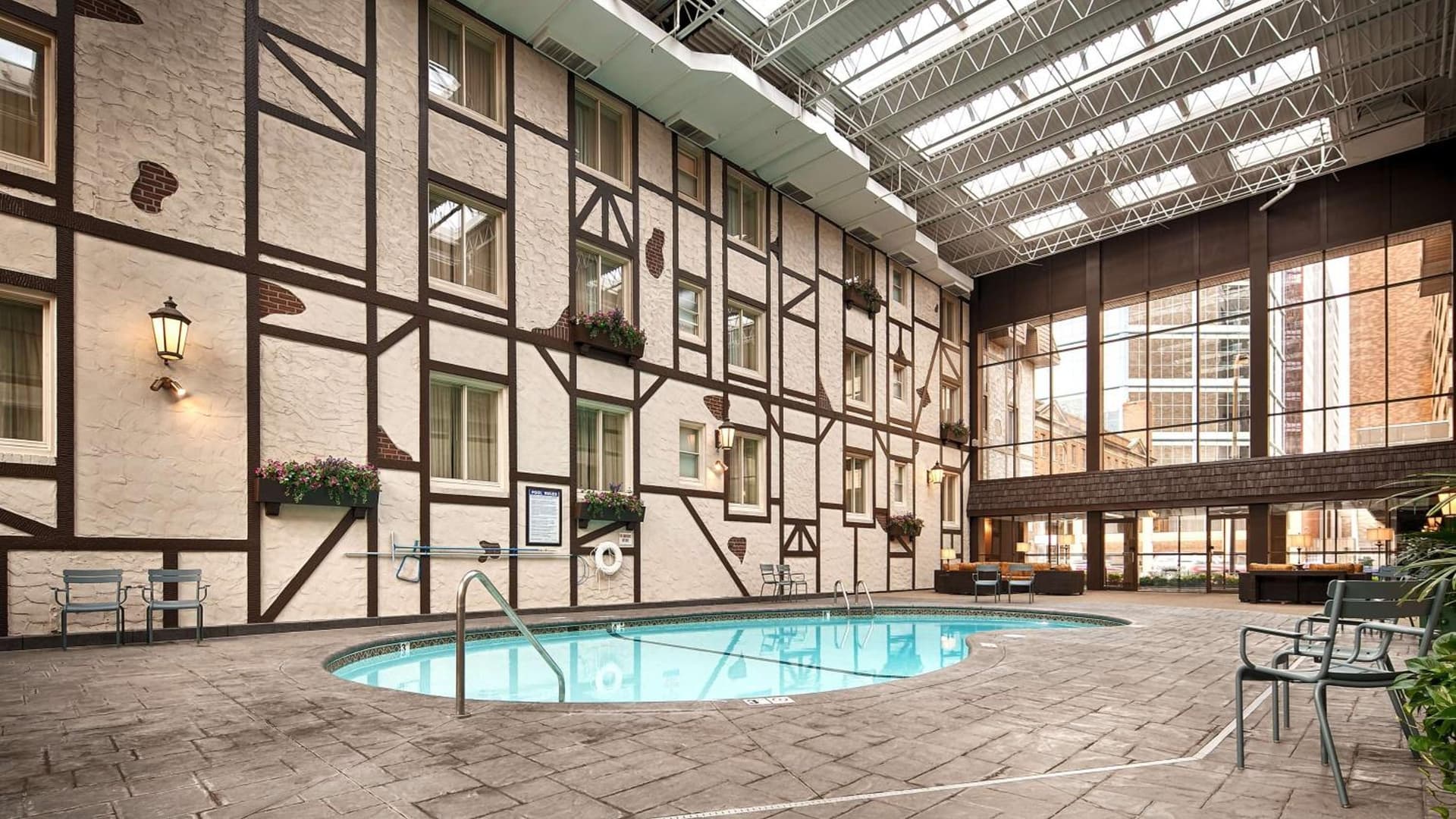 Best Western Plus The Normandy Inn & Suites gallery photo in Minneapolis, MN — image 8