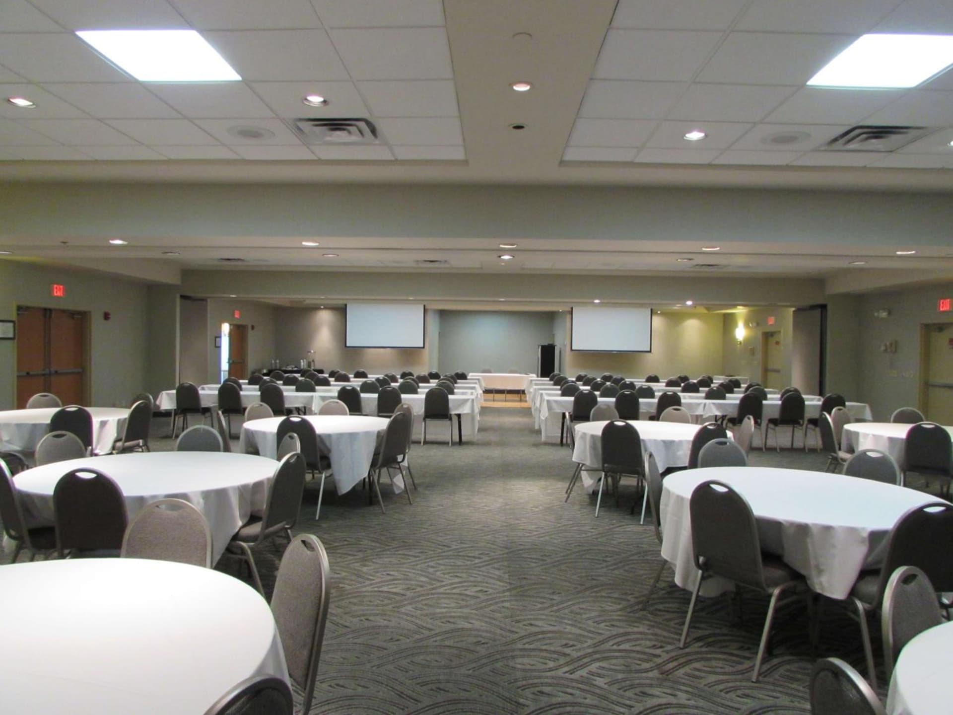 Best Western Plus York Hotel and Conference Center interior in York, NE — gallery photo 2