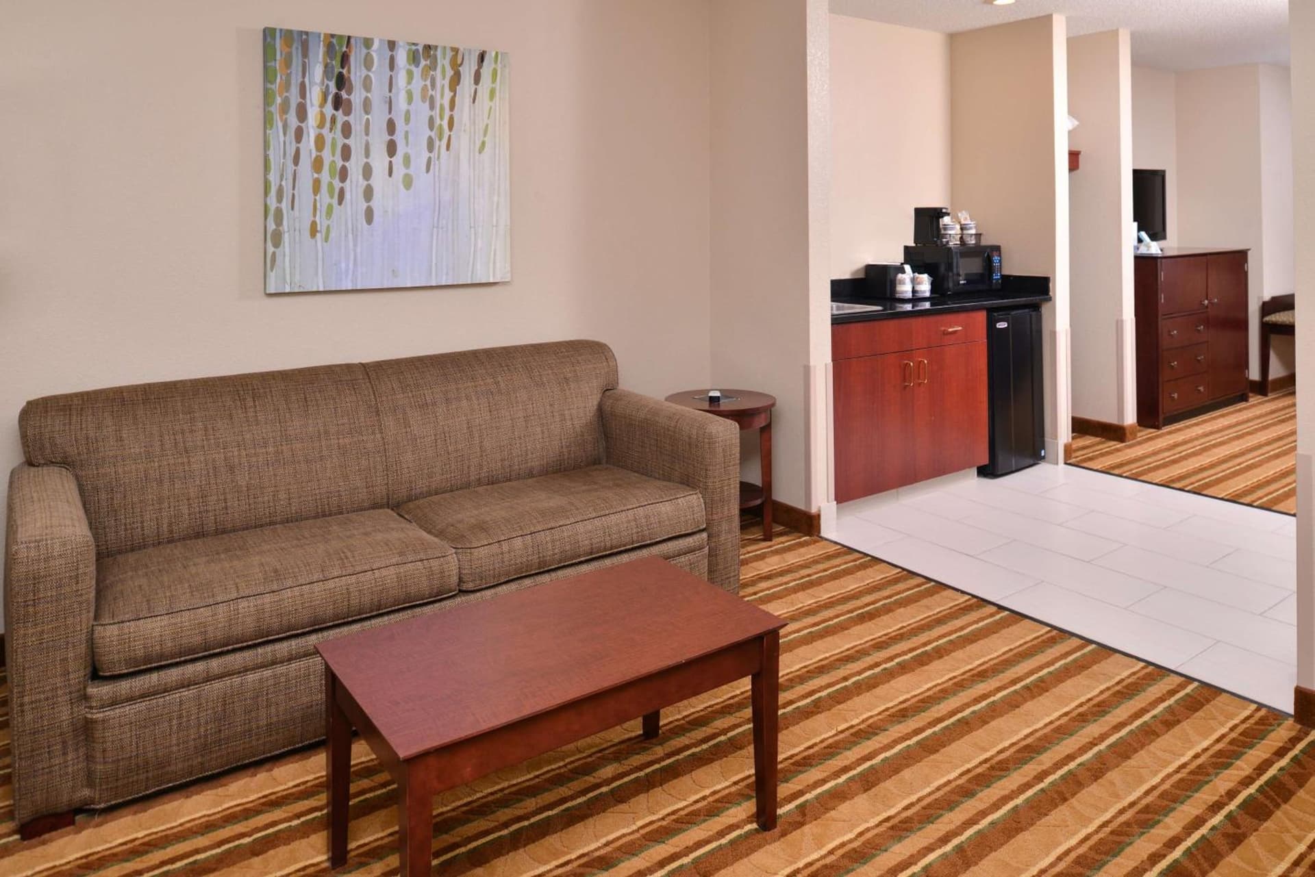 Old Mill Inn gallery photo in Omaha, NE — image 9