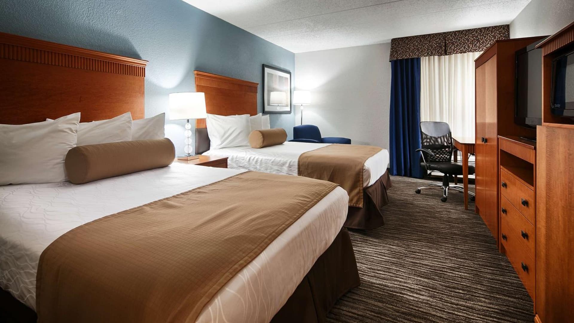 The Hotel at Dayton South gallery photo in Dayton, OH — image 4