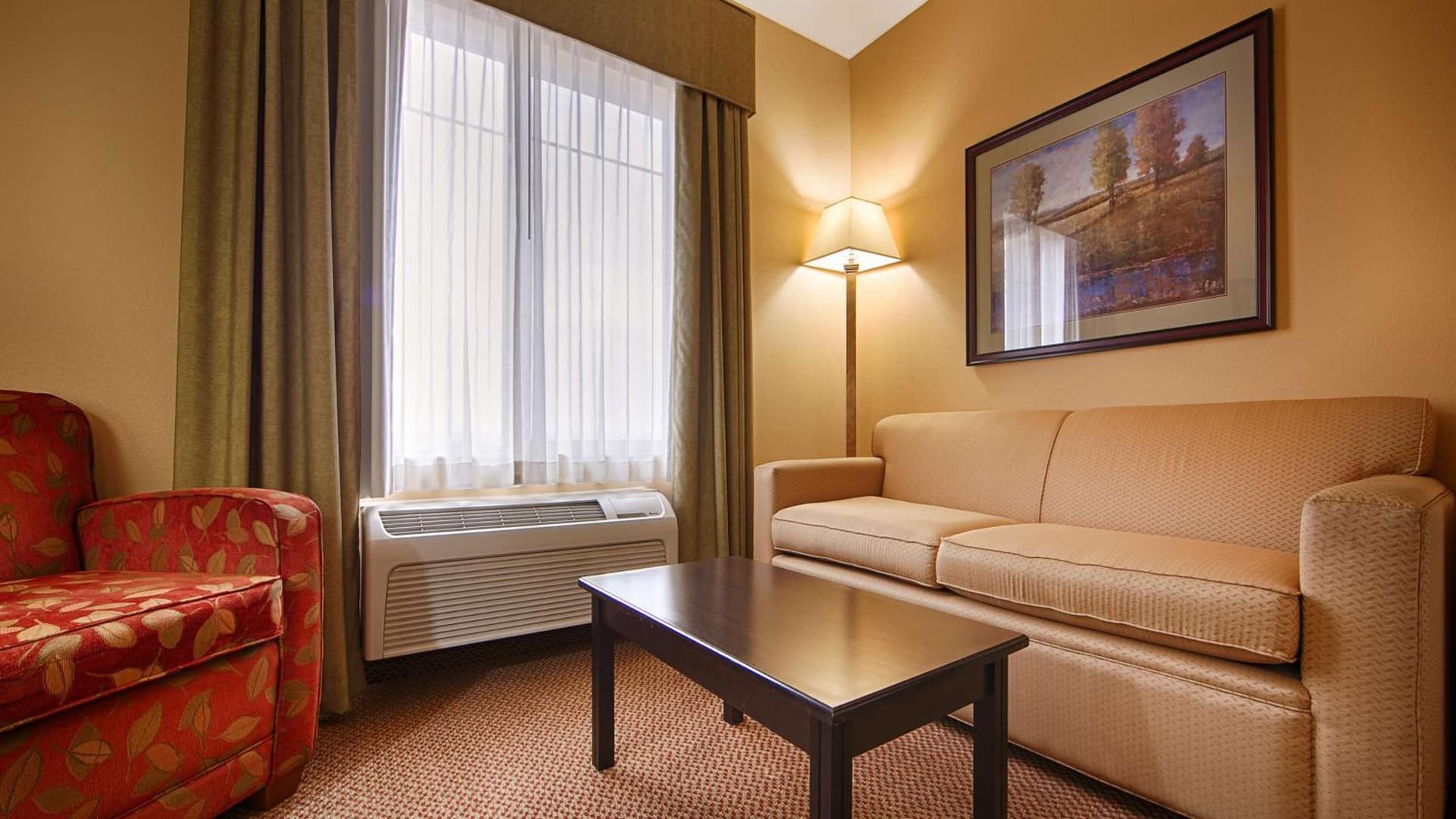 Best Western Plus Port of Camas-Washougal Convention Center gallery photo in Washougal, WA — image 6