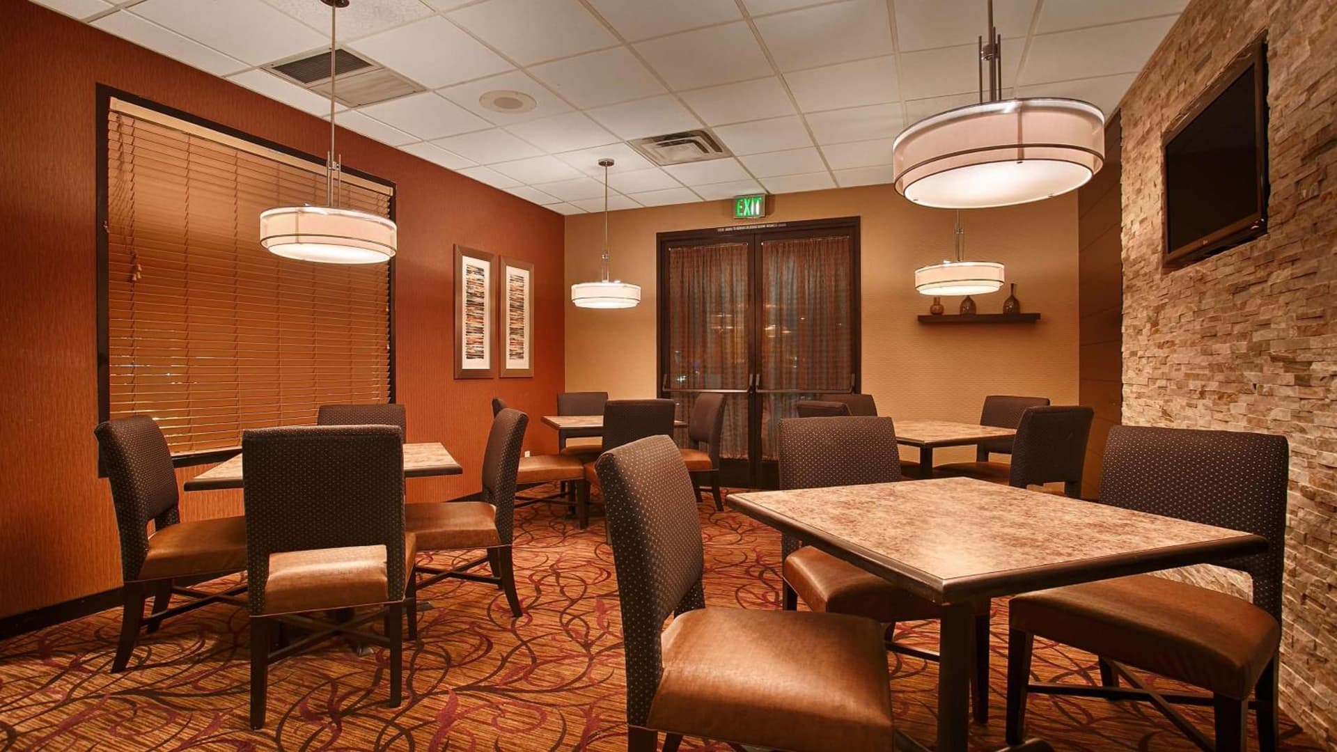 Hotel d'Lins Ontario Airport gallery photo in Ontario, CA — image 15