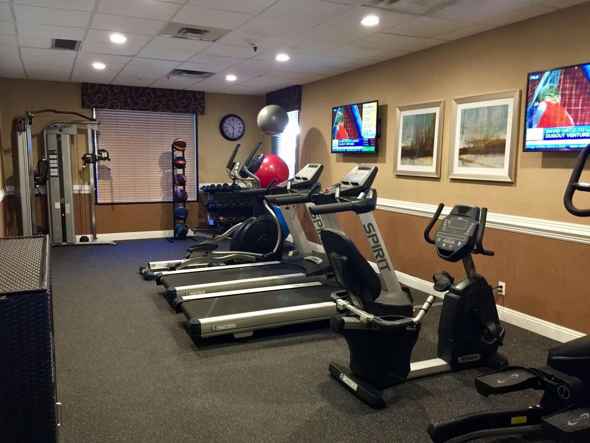 Hotel d'Lins Ontario Airport gallery photo in Ontario, CA — image 22