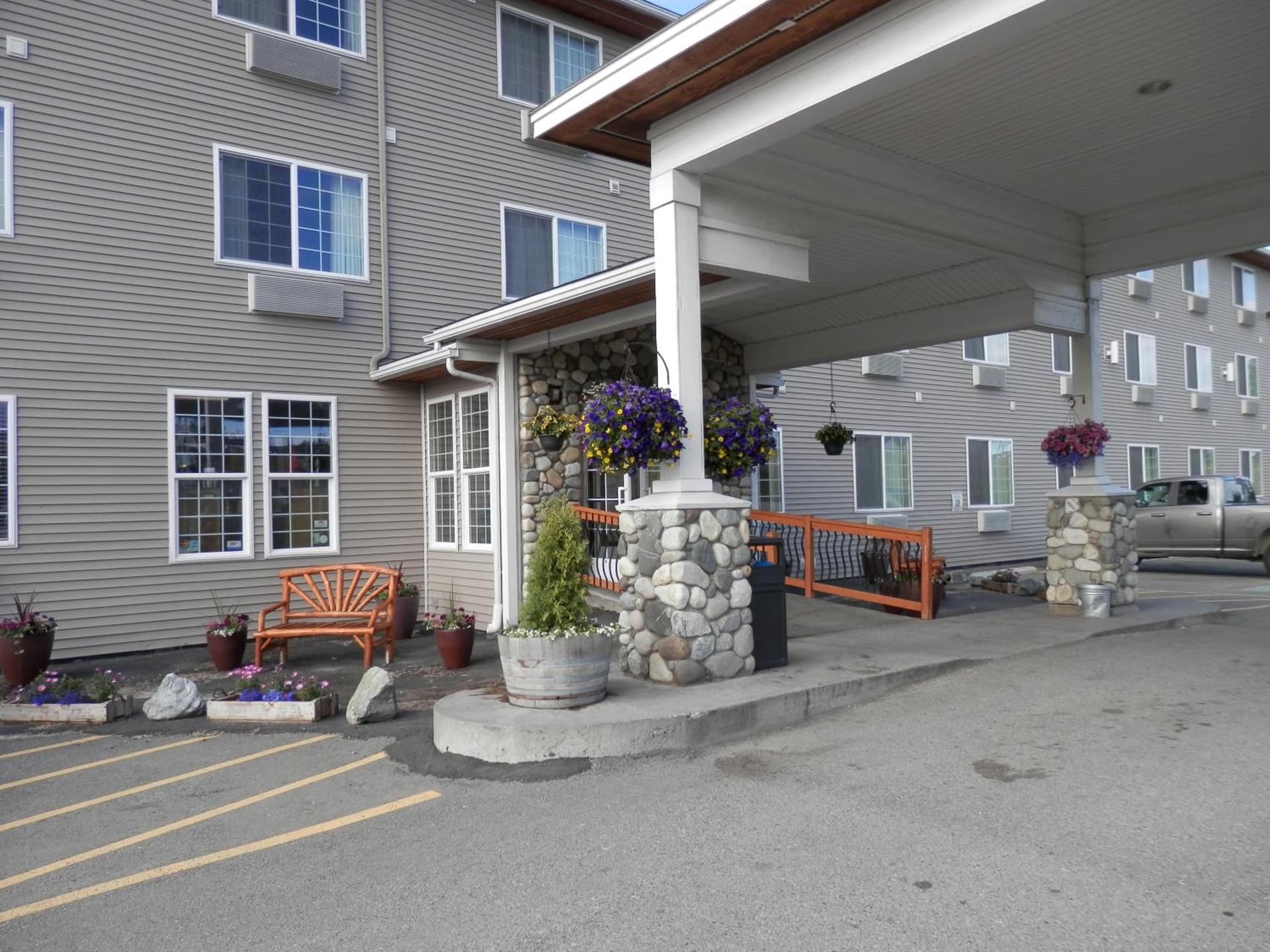 Grand View Inn & Suites featured exterior or lobby in Wasilla, AK — similar hotel