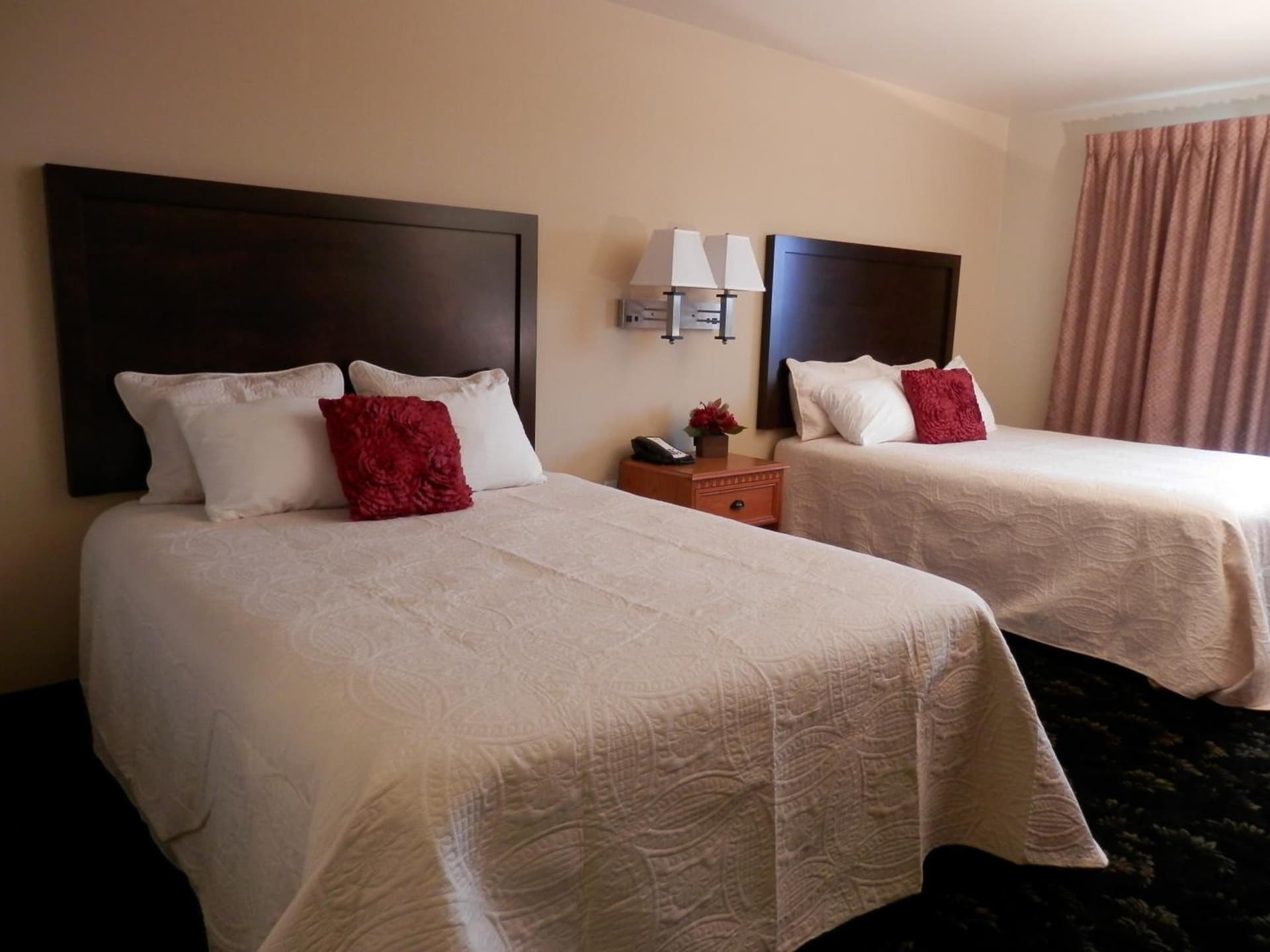 Grand View Inn & Suites interior in Wasilla, AK — gallery photo 2
