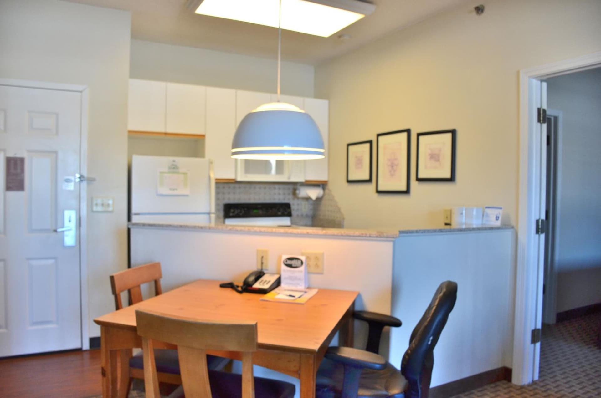 Cresthill Suites Syracuse gallery photo in East Syracuse, NY — image 20