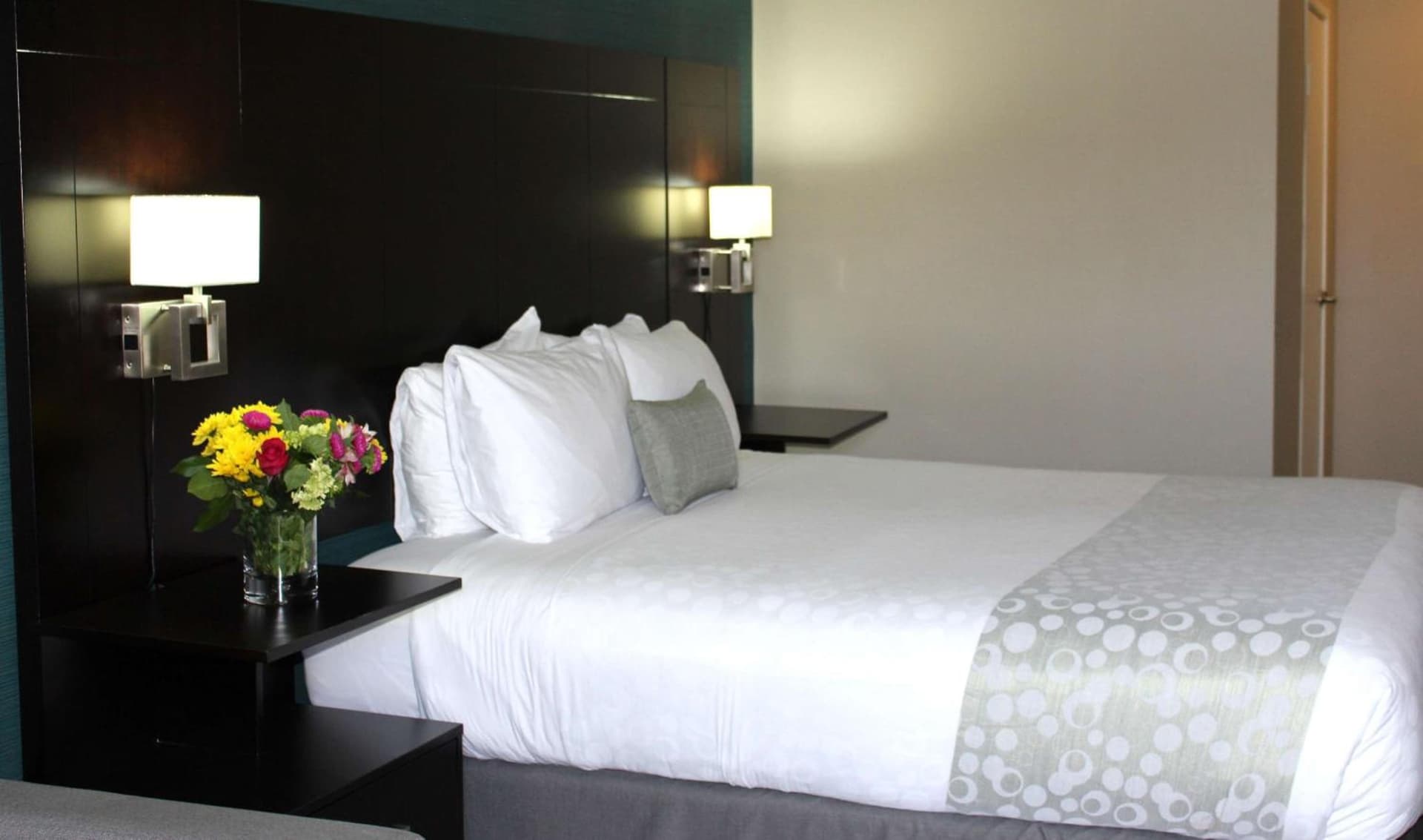Best Western PLUS La Mesa San Diego gallery photo in La Mesa, CA — image 34