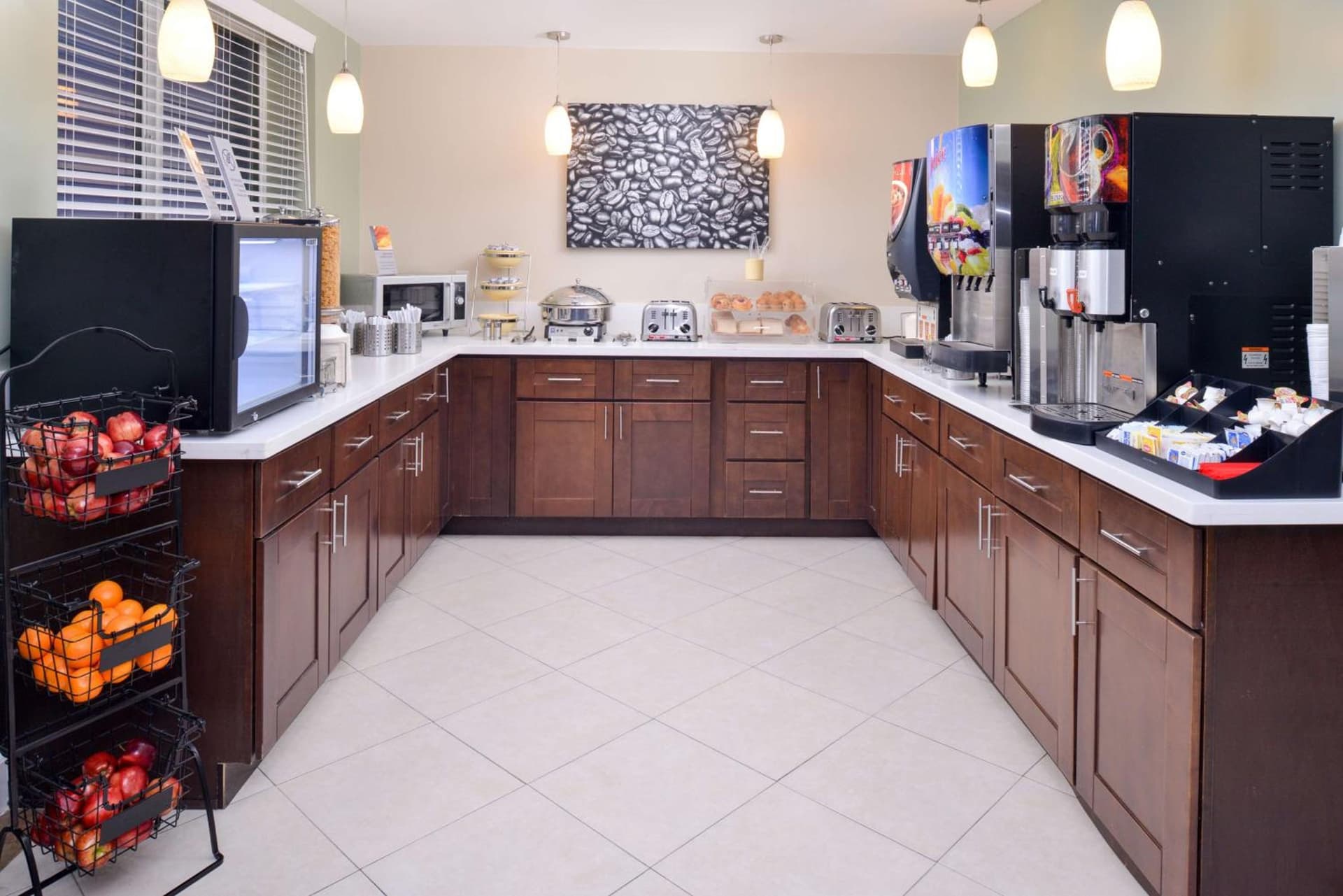 Best Western Plus LA Mid-Town Hotel property views in Los Angeles, CA — gallery photo 3
