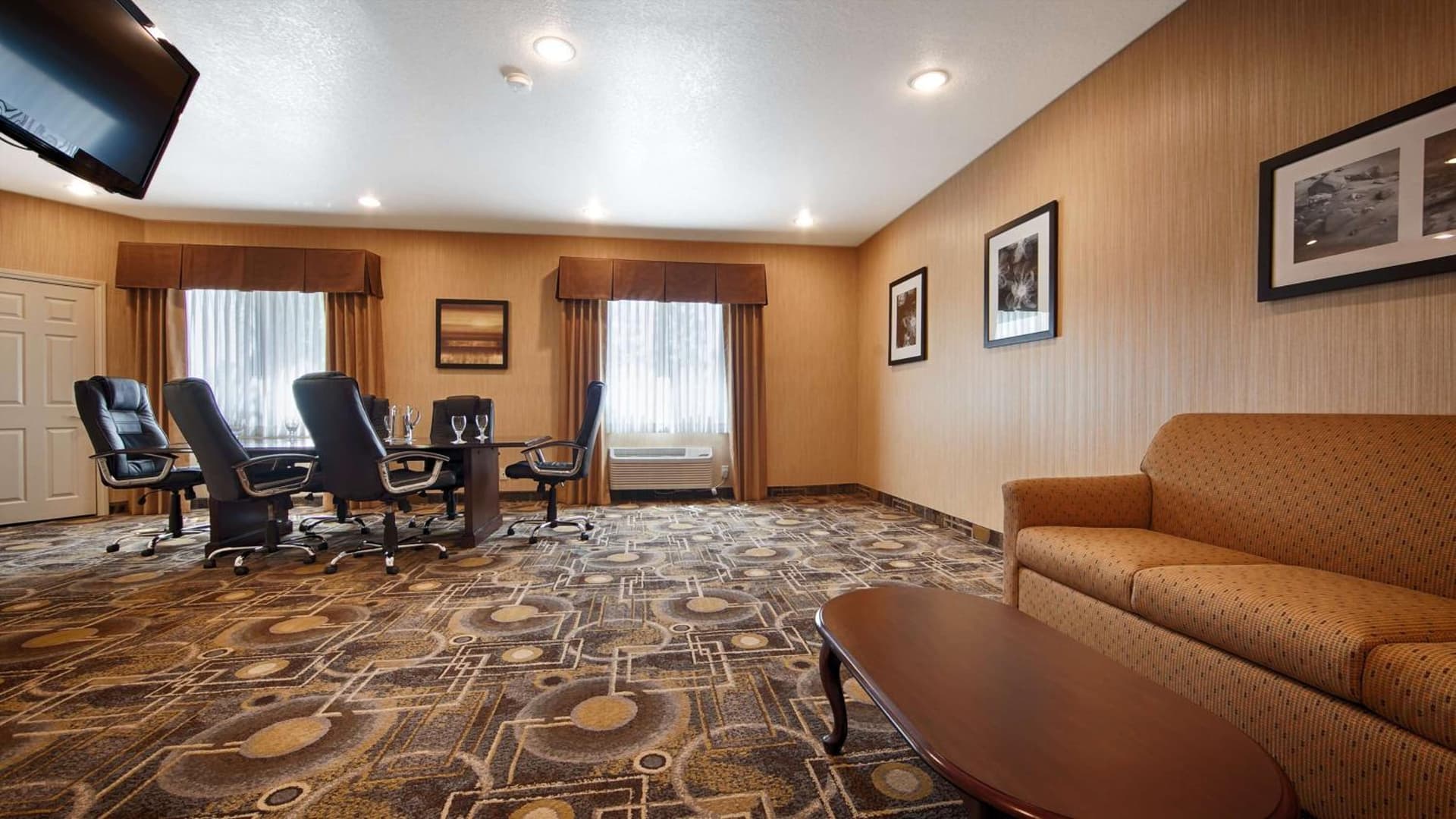 Best Western San Dimas Hotel & Suites gallery photo in San Dimas, CA — image 4