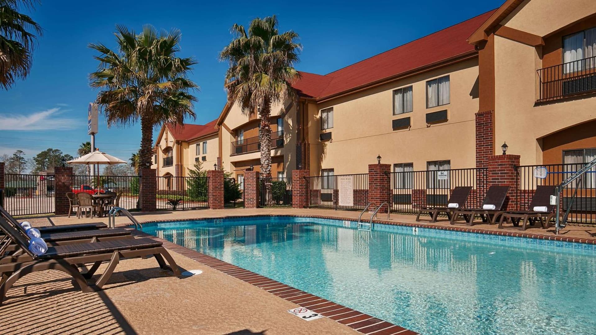 Best Western Inn & Suites - Lake Charles gallery photo in Lake Charles, LA — image 4