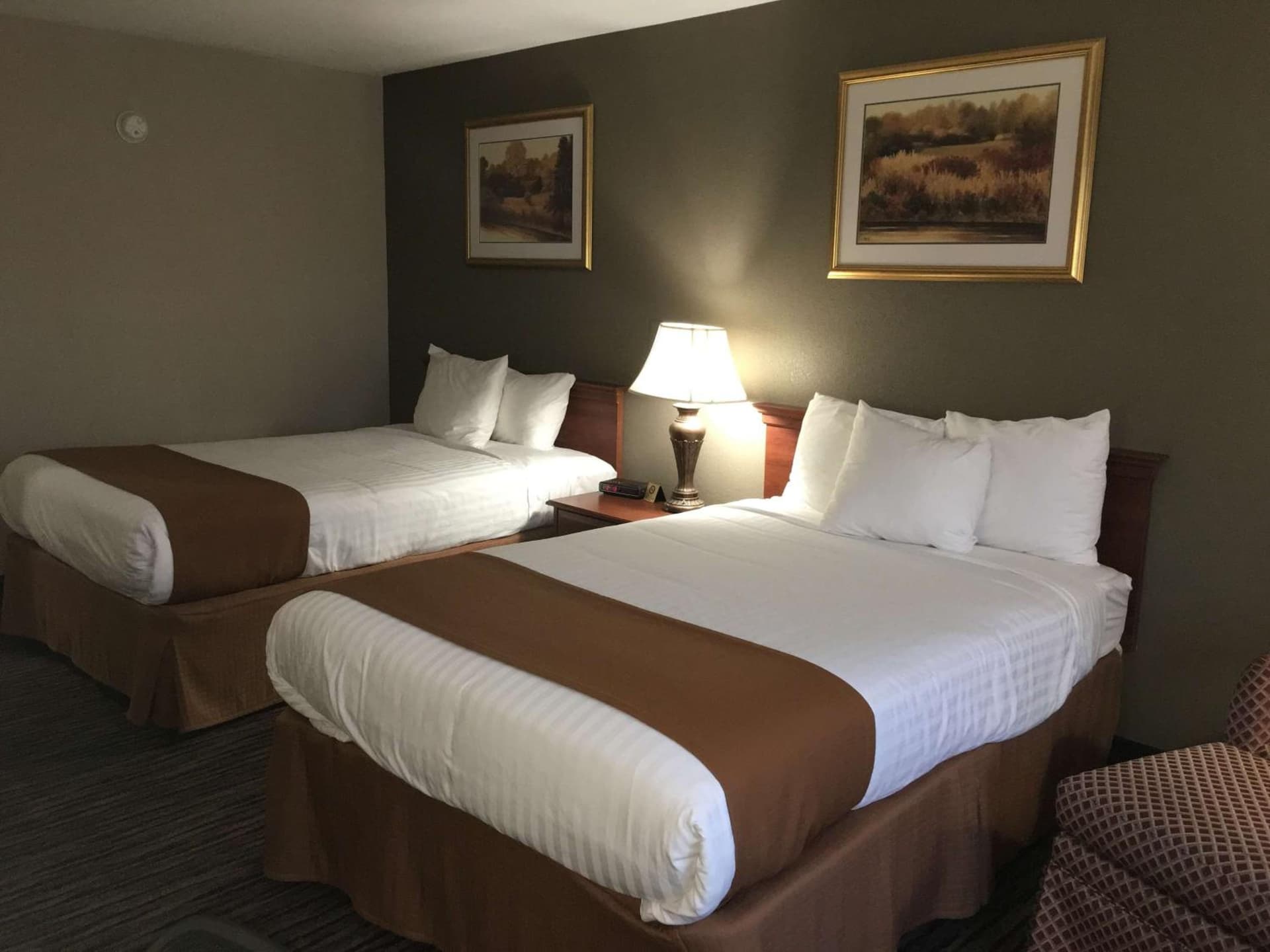 Best Western Gateway Adirondack Inn gallery photo in Utica, NY — image 40