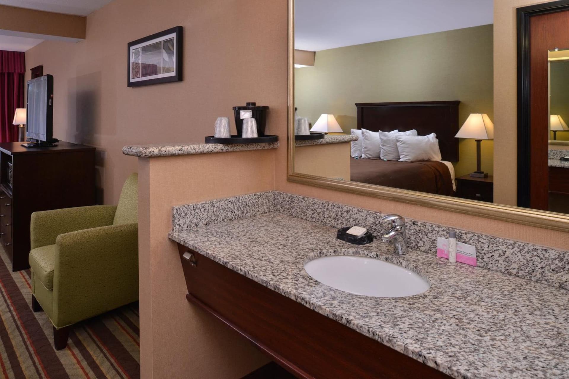 Best Western Wilsonville Inn & Suites gallery photo in Wilsonville, OR — image 23