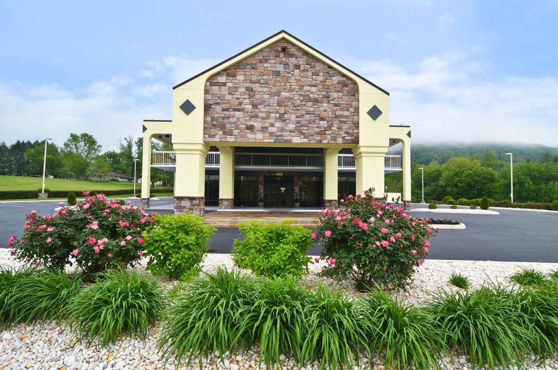 Best Western Cades Cove Inn — hotel in Townsend, Tennessee