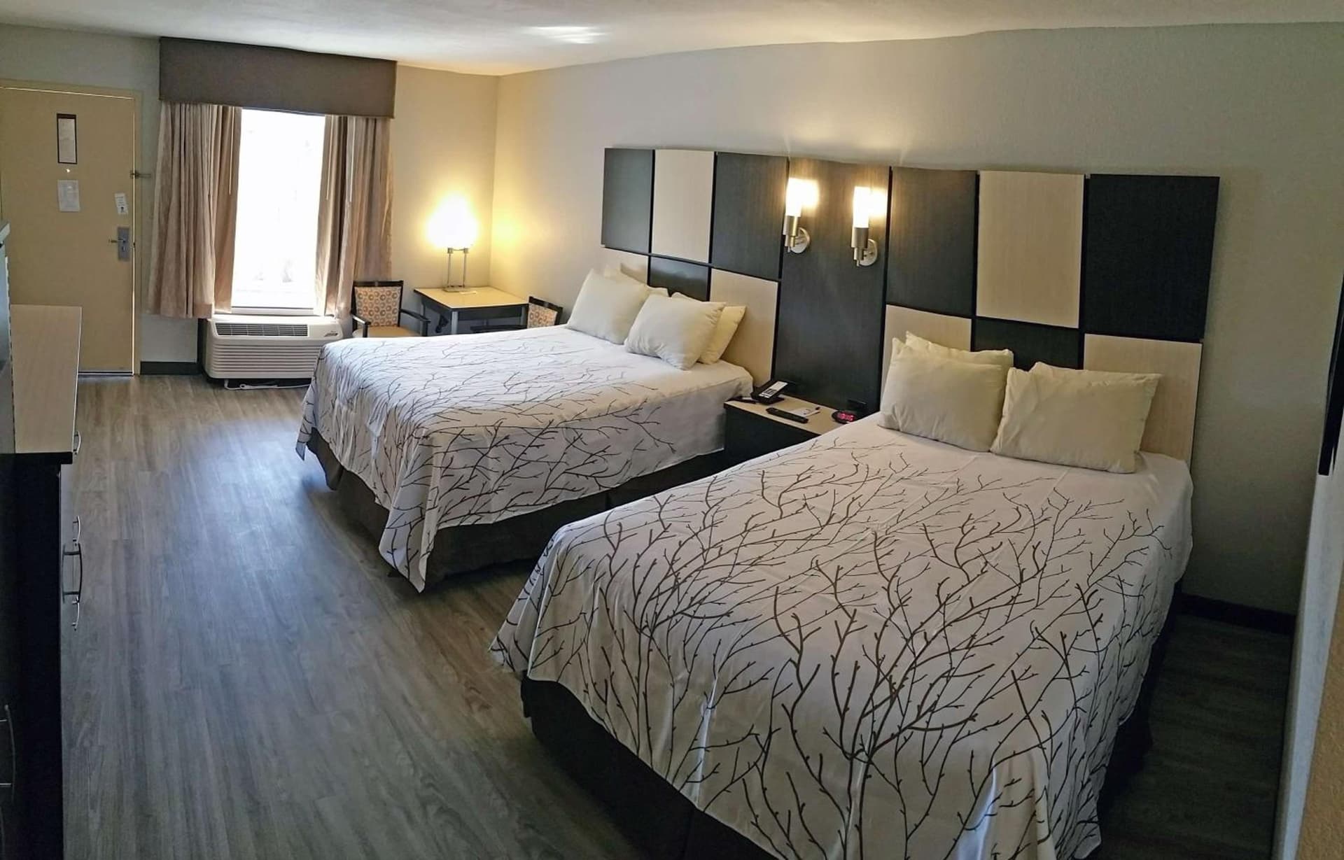 Best Western Cades Cove Inn property views in Townsend, TN — gallery photo 3