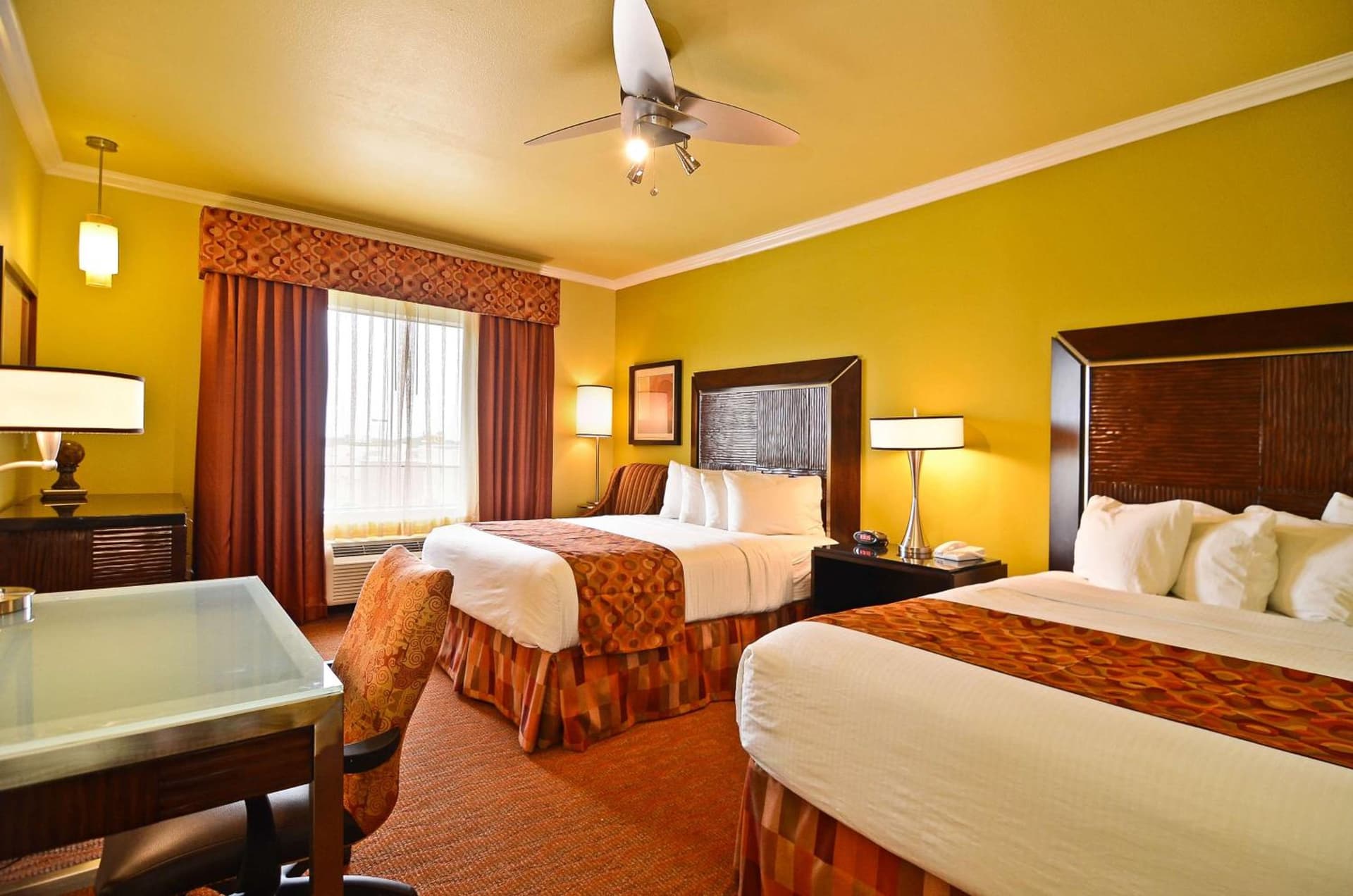 Best Western Plus Christopher Inn & Suites interior in Forney, TX — gallery photo 2
