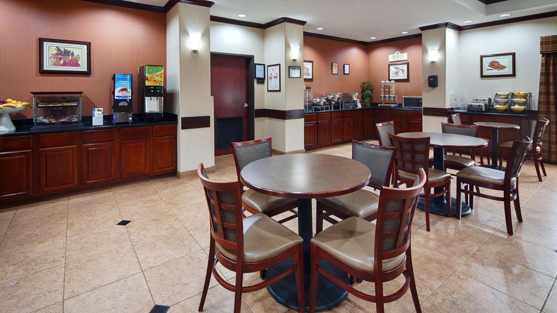 Best Western Plus Katy Inn & Suites gallery photo in Katy, TX — image 18