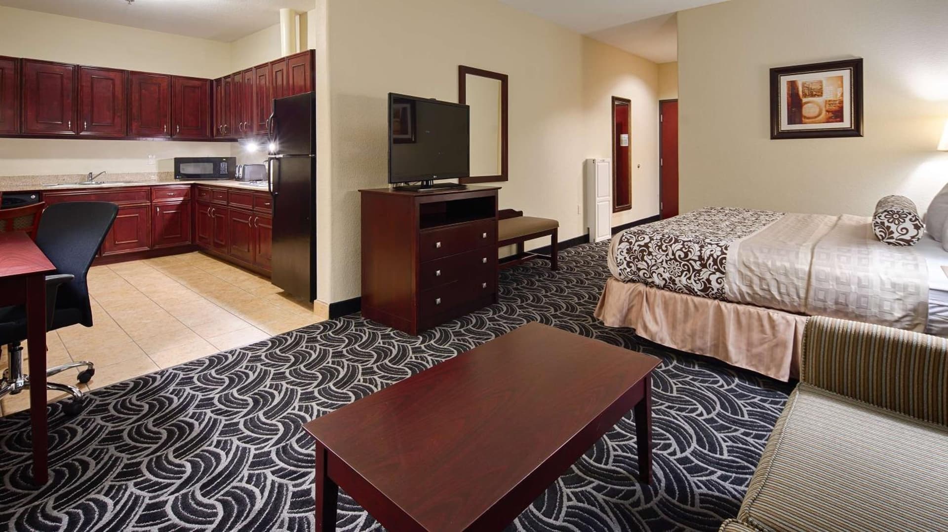 Best Western Plus Katy Inn & Suites gallery photo in Katy, TX — image 17