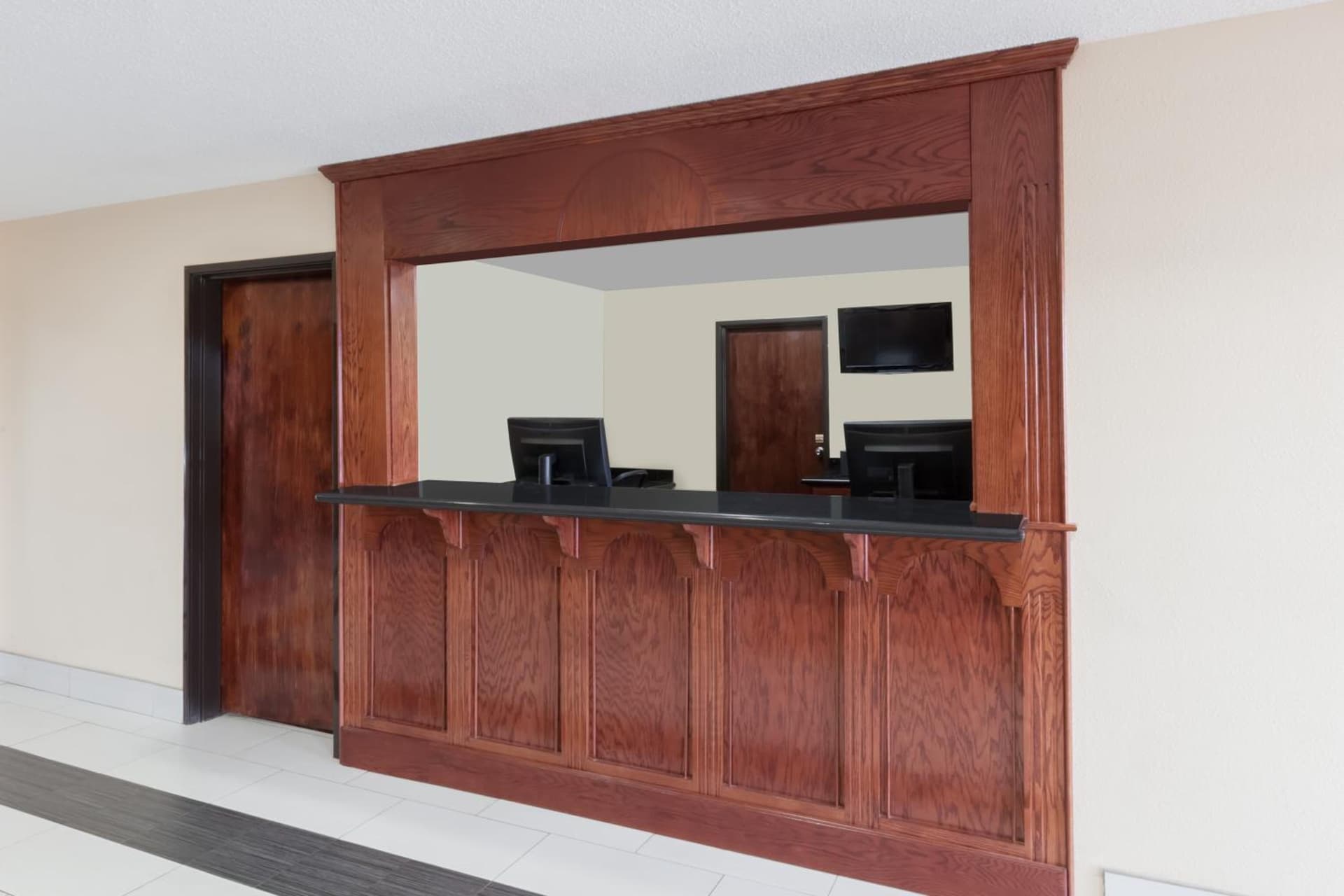 Super 8 South by Wyndham gallery photo in Bowling Green, KY — image 13