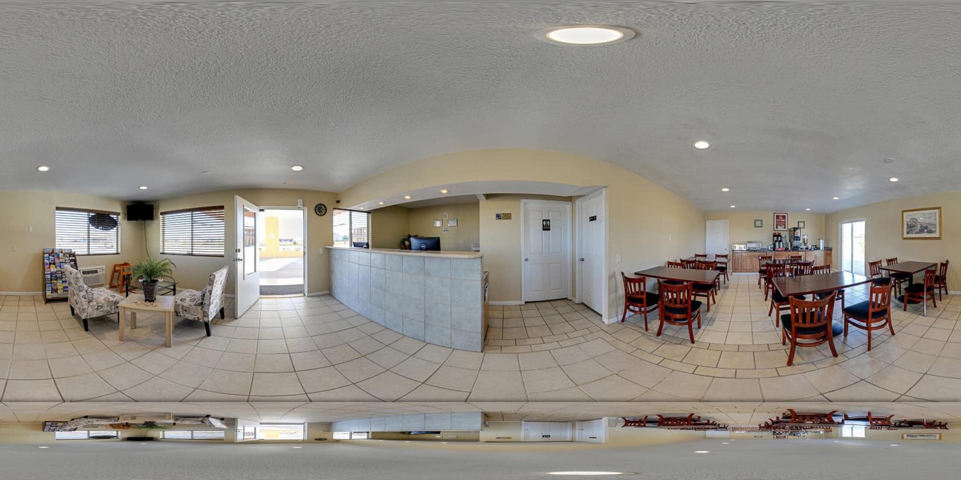 Econo Lodge I-40 Exit 286-Holbrook Holbrook interior in Holbrook, AZ — gallery photo 2