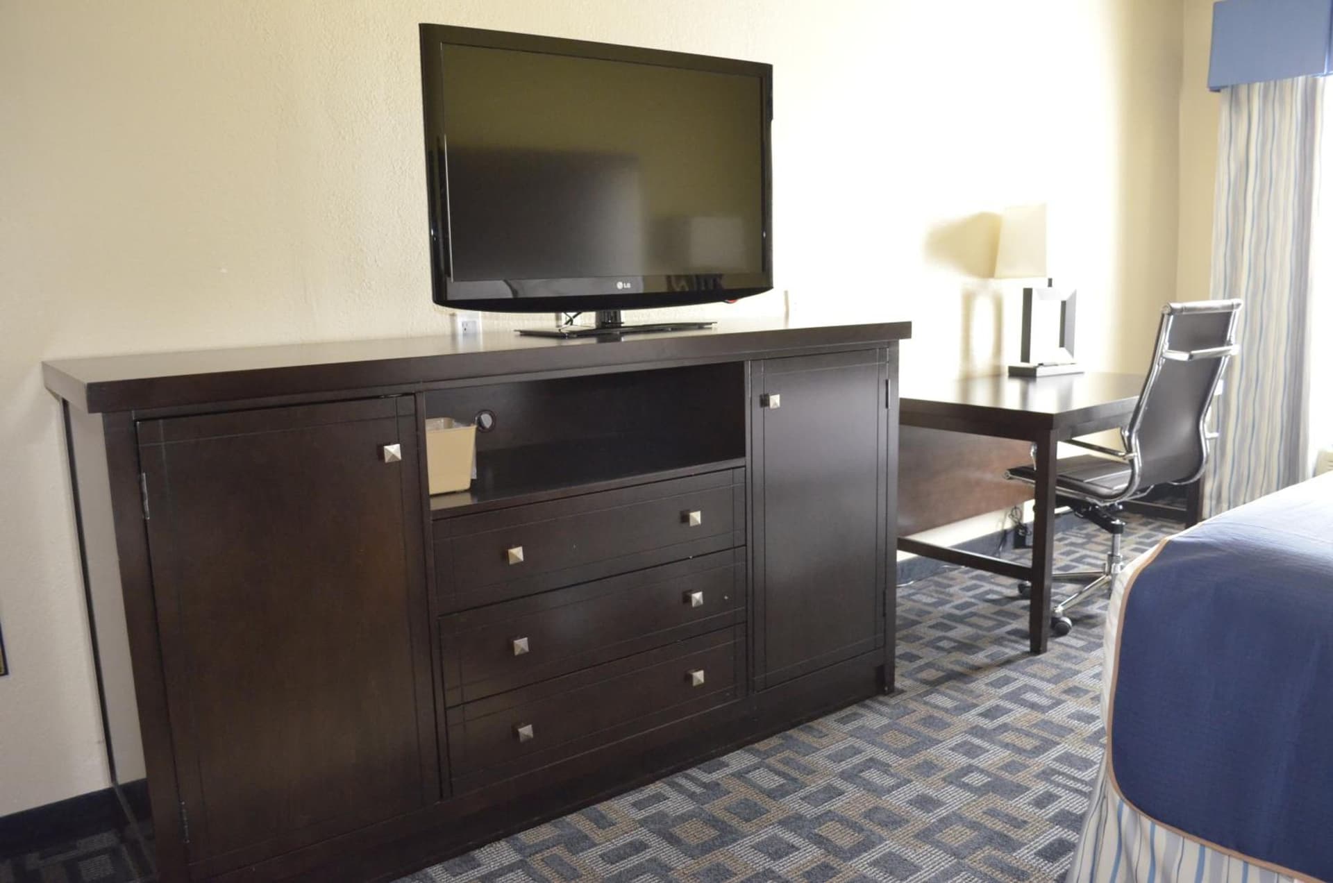 Super 8 by Wyndham Irving/DFW Apt/North gallery photo in Irving, TX — image 35