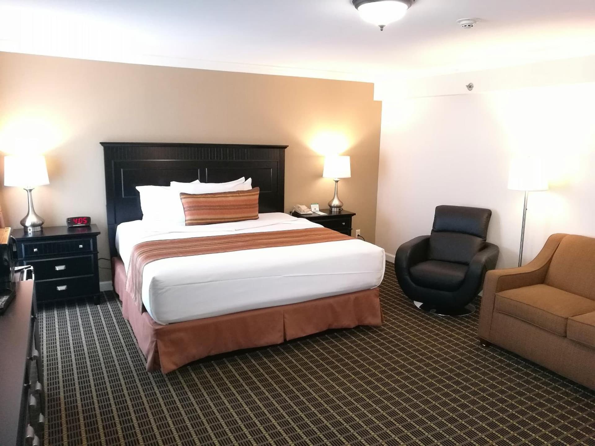 The Wilshire Grand Hotel gallery photo in West Orange, NJ — image 28