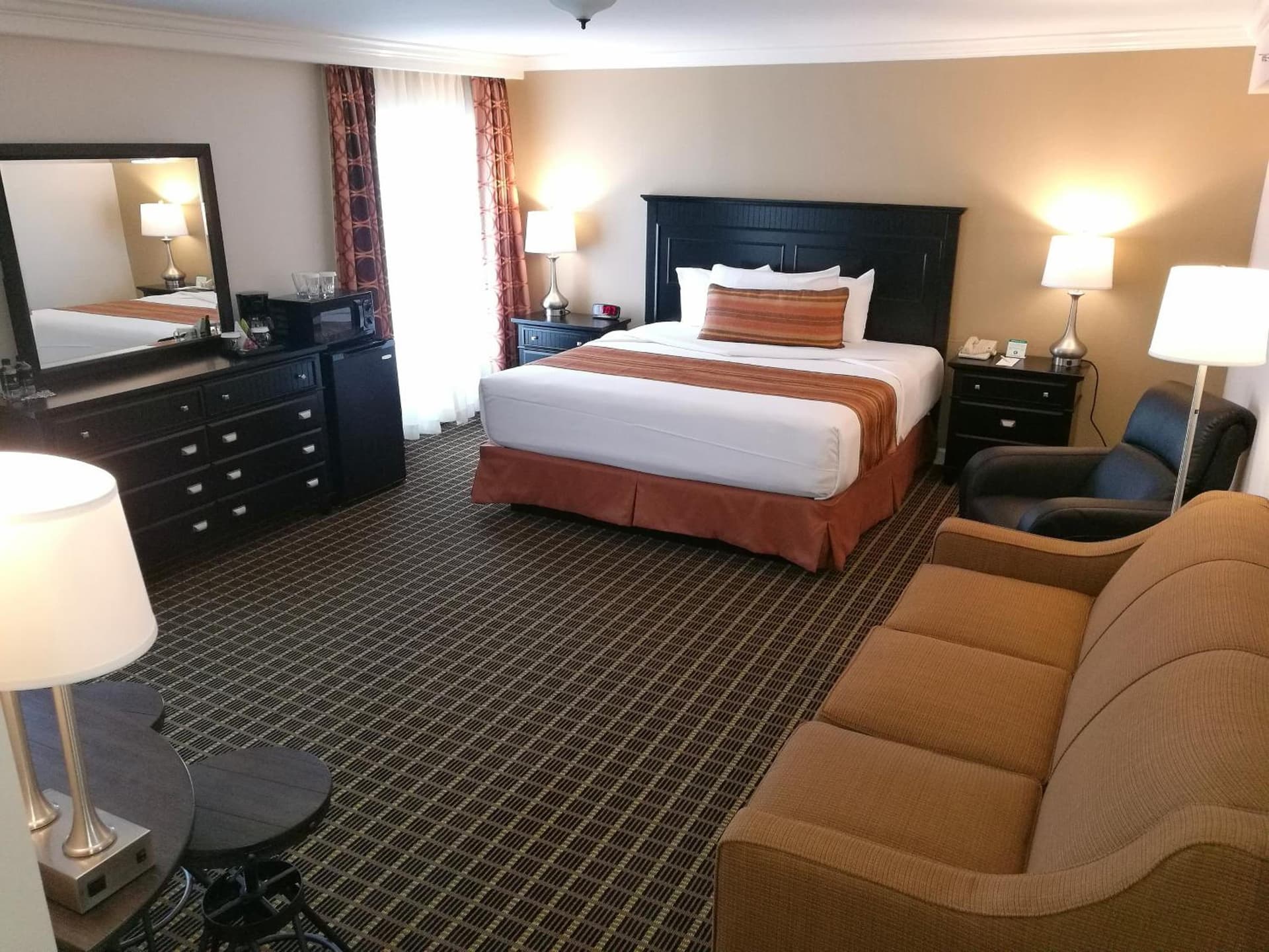 The Wilshire Grand Hotel property views in West Orange, NJ — gallery photo 3