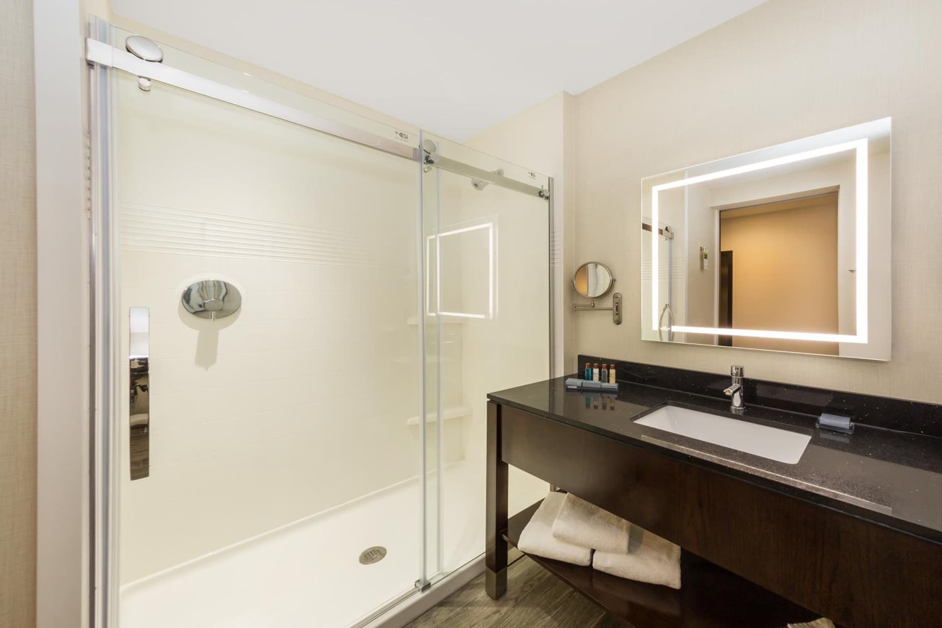 Wingate by Wyndham Miami Airport gallery photo in Miami, FL — image 21