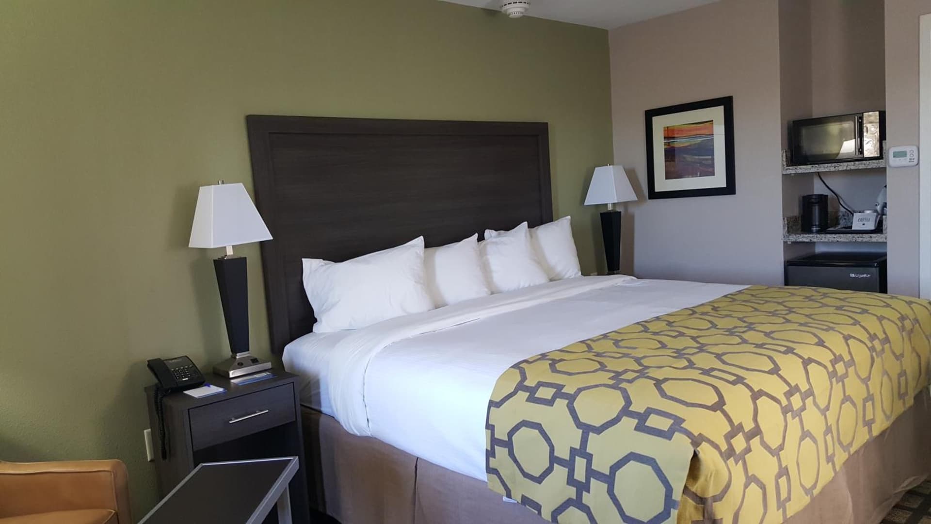 Baymont by Wyndham Clarksville gallery photo in Clarksville, TN — image 60
