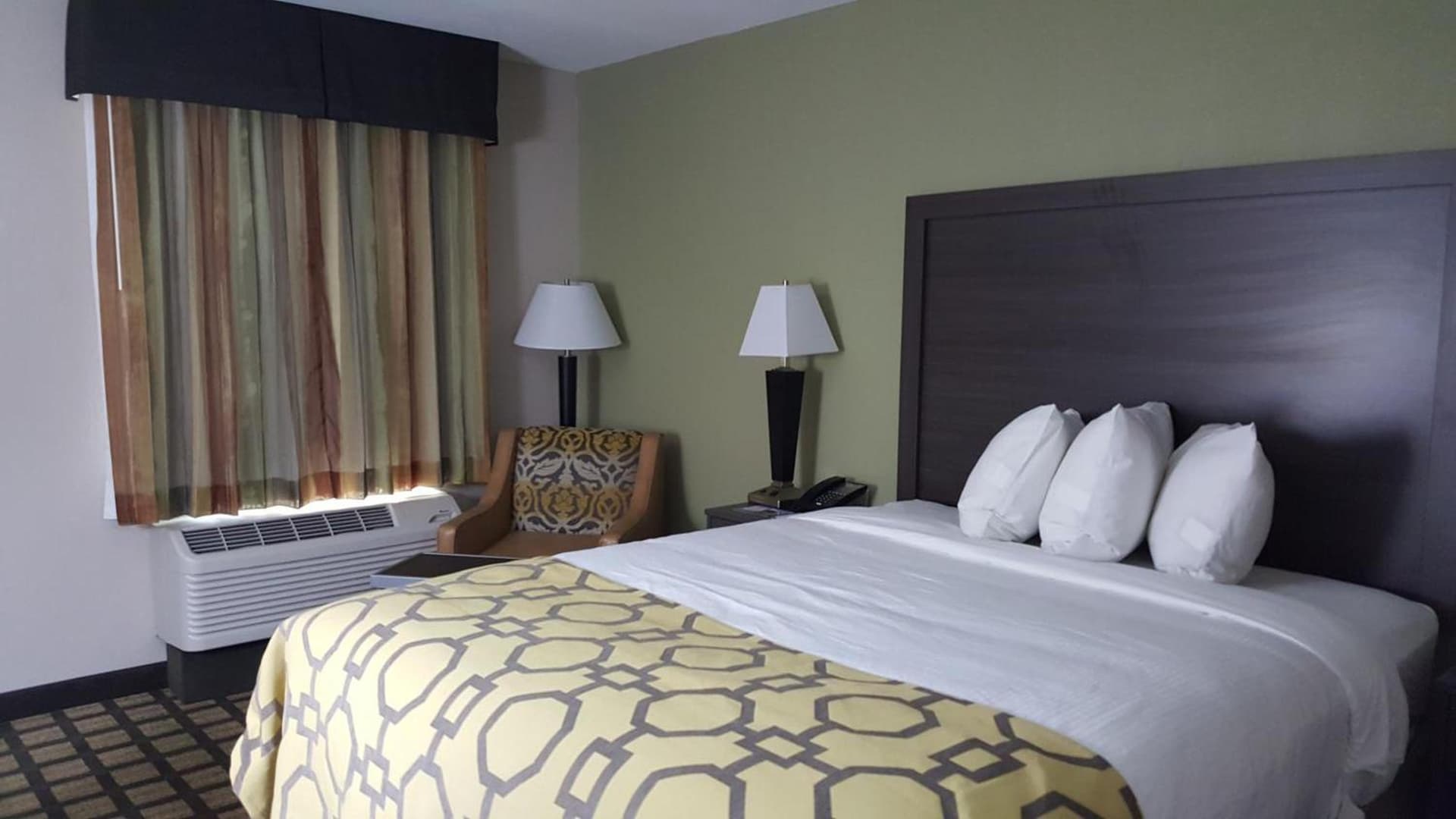 Baymont by Wyndham Clarksville gallery photo in Clarksville, TN — image 28