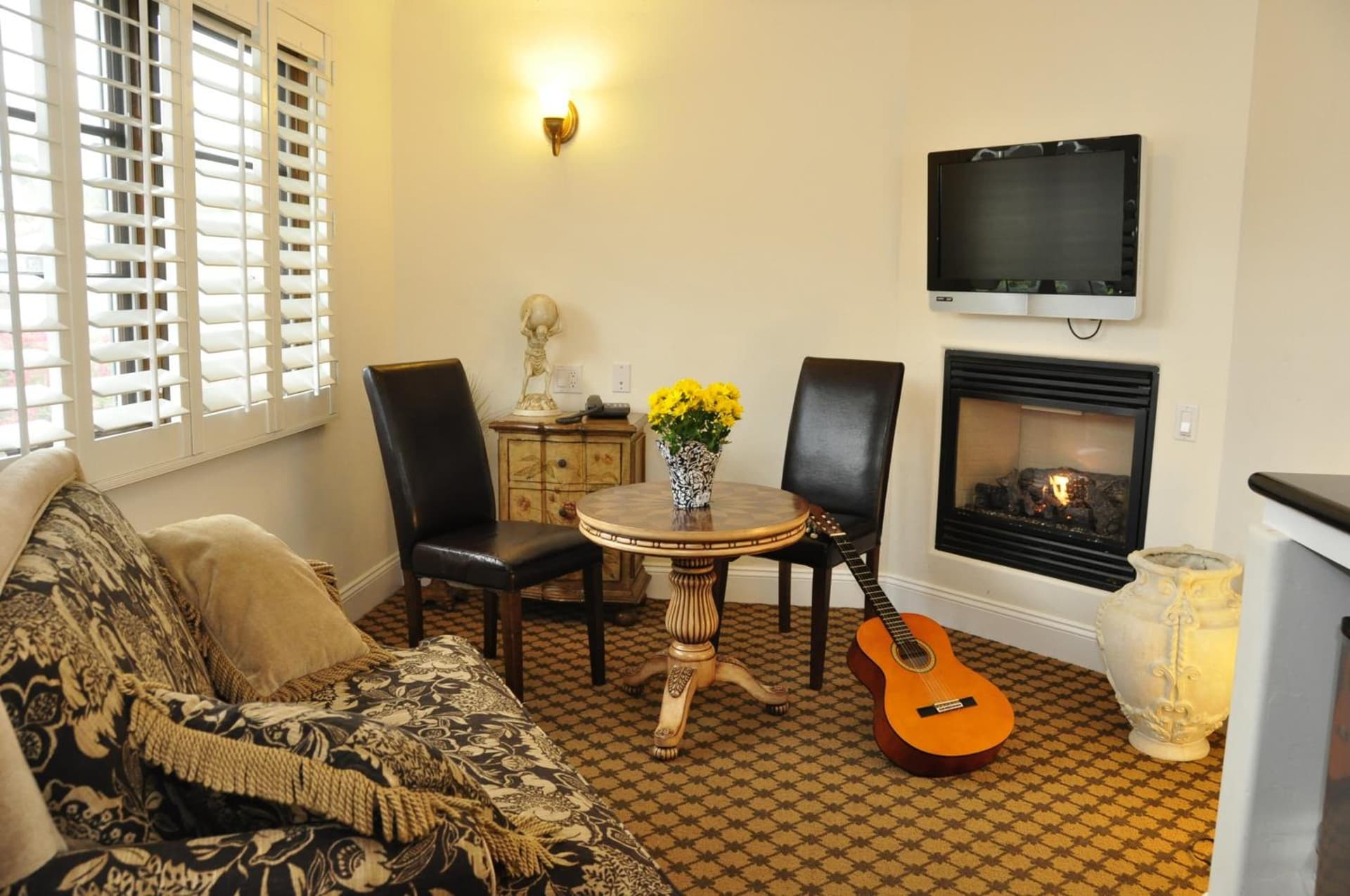 The Eagle Inn gallery photo in Santa Barbara, CA — image 96