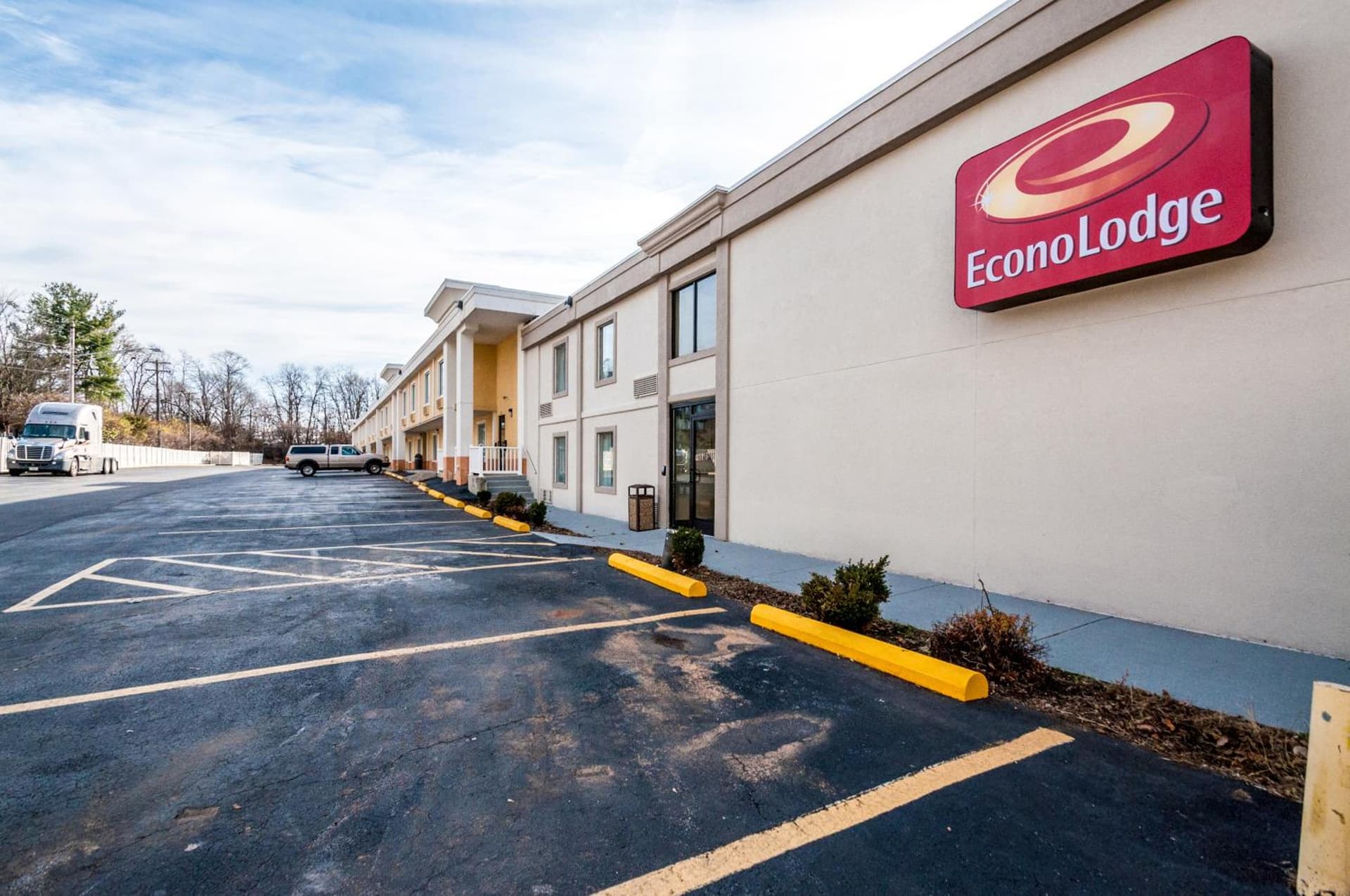 Econo Lodge Hagerstown property views in Hagerstown, MD — gallery photo 3