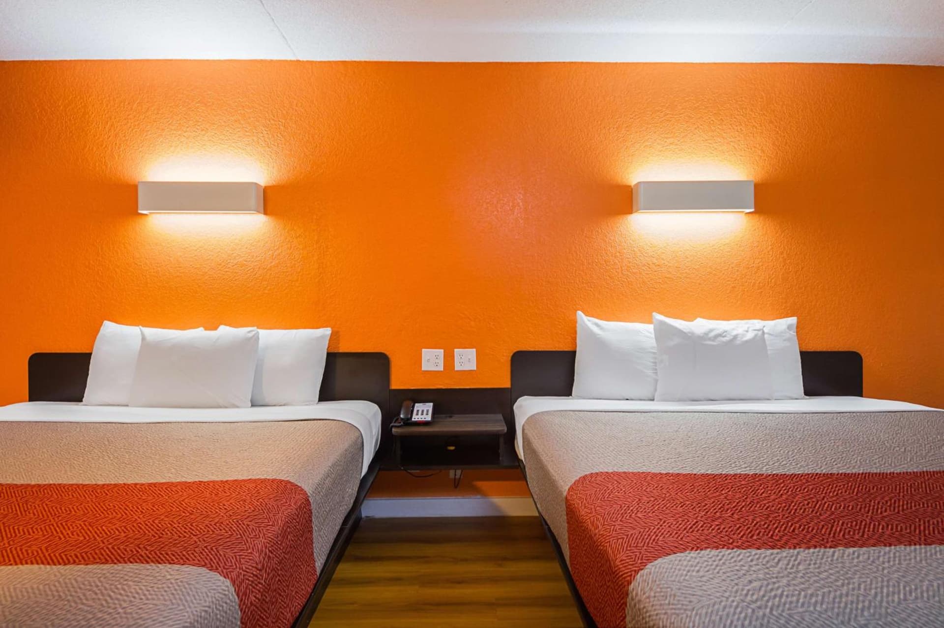 Motel 6-Garland, TX - Northeast Dallas gallery photo in Garland, TX — image 28