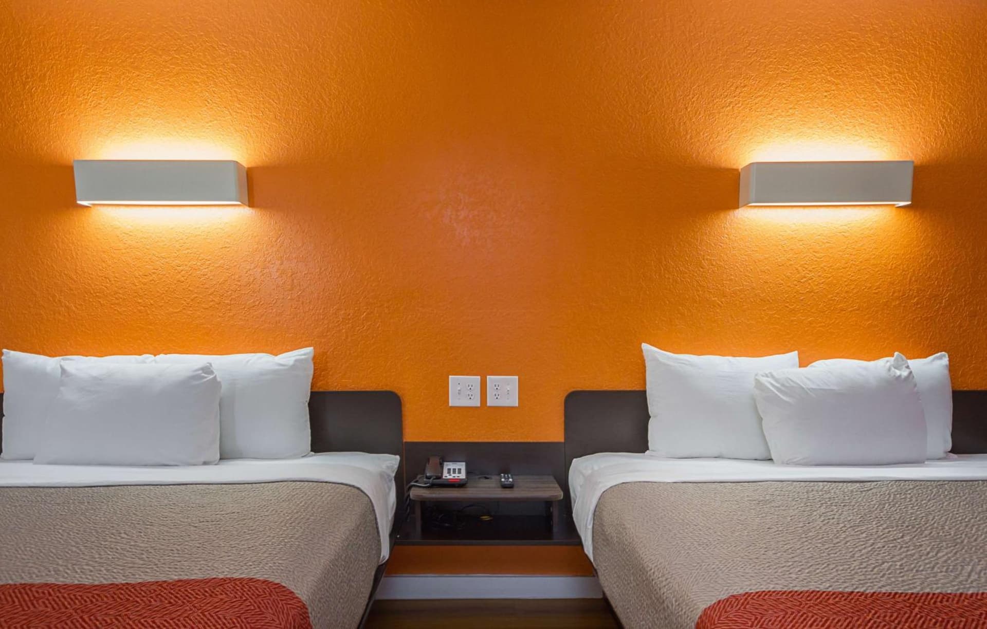 Motel 6-Garland, TX - Northeast Dallas gallery photo in Garland, TX — image 22