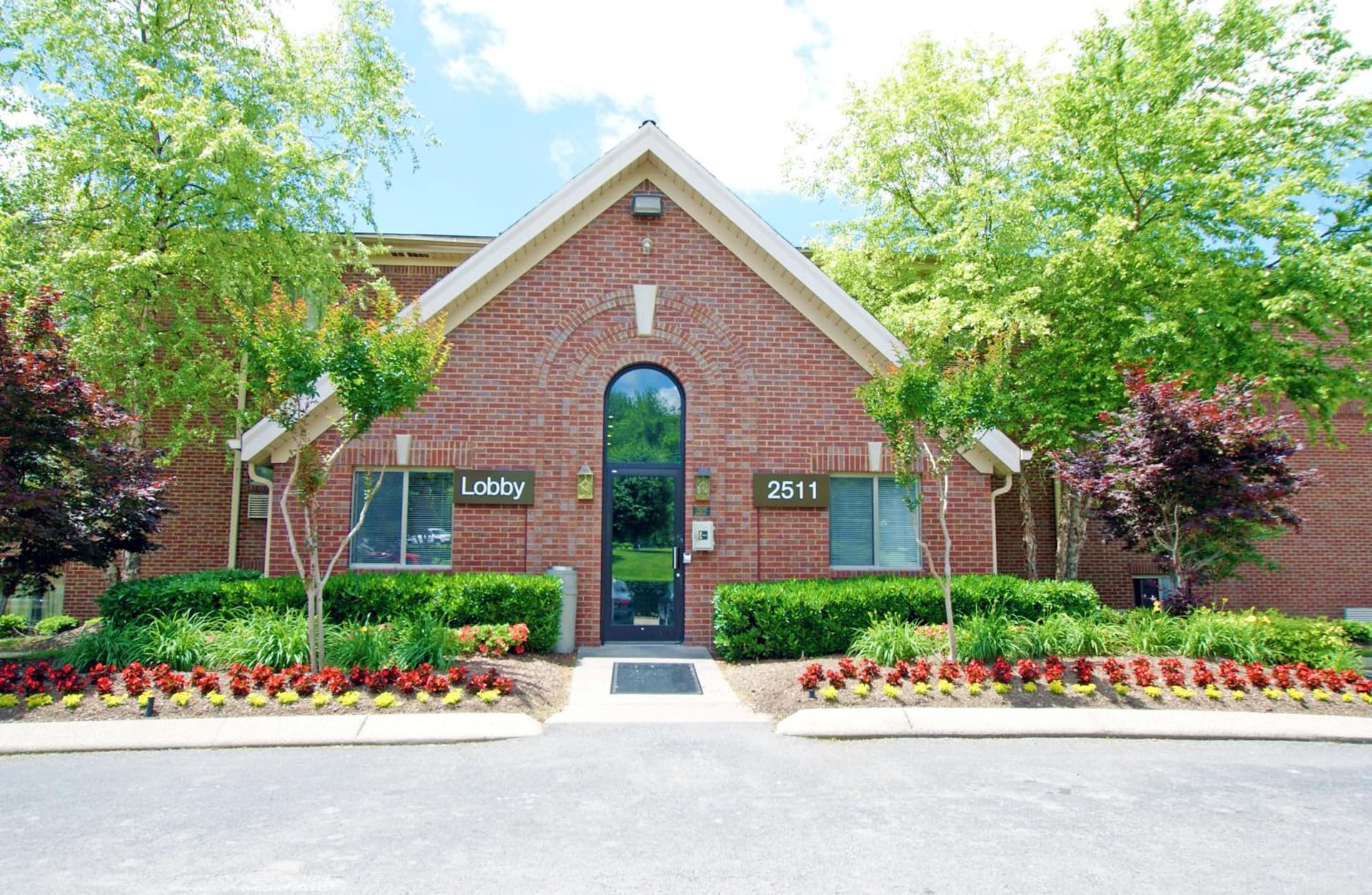 HomeStay Suites featured exterior or lobby in Nashville, TN — similar hotel