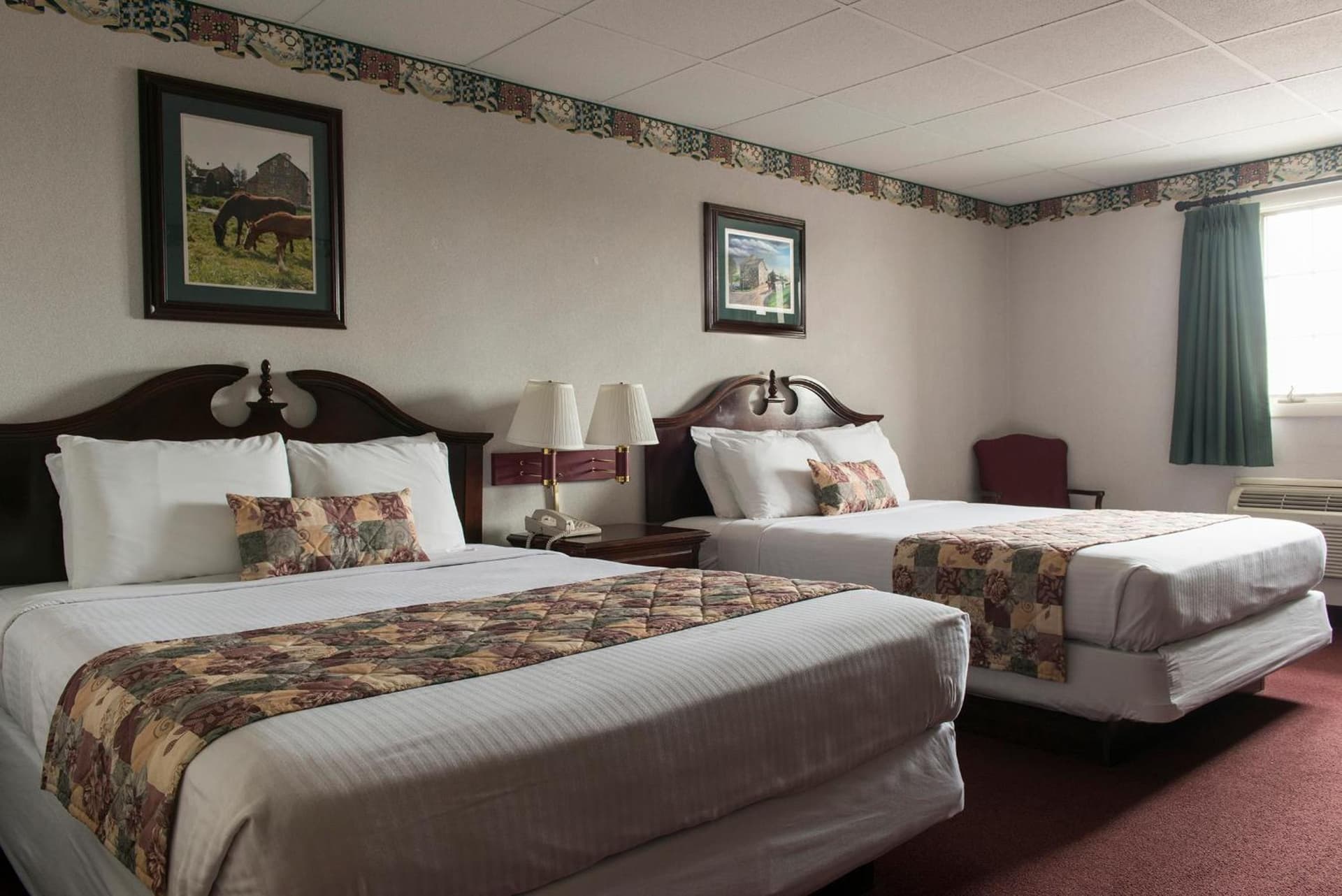 Bird-in-Hand Family Inn gallery photo in Bird in Hand, PA — image 18