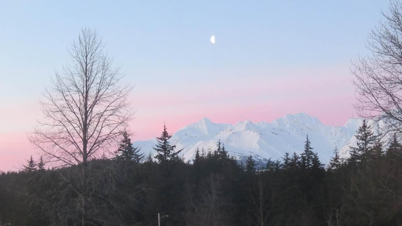 Aspen Suites Hotel Haines property views in Haines, AK — gallery photo 3