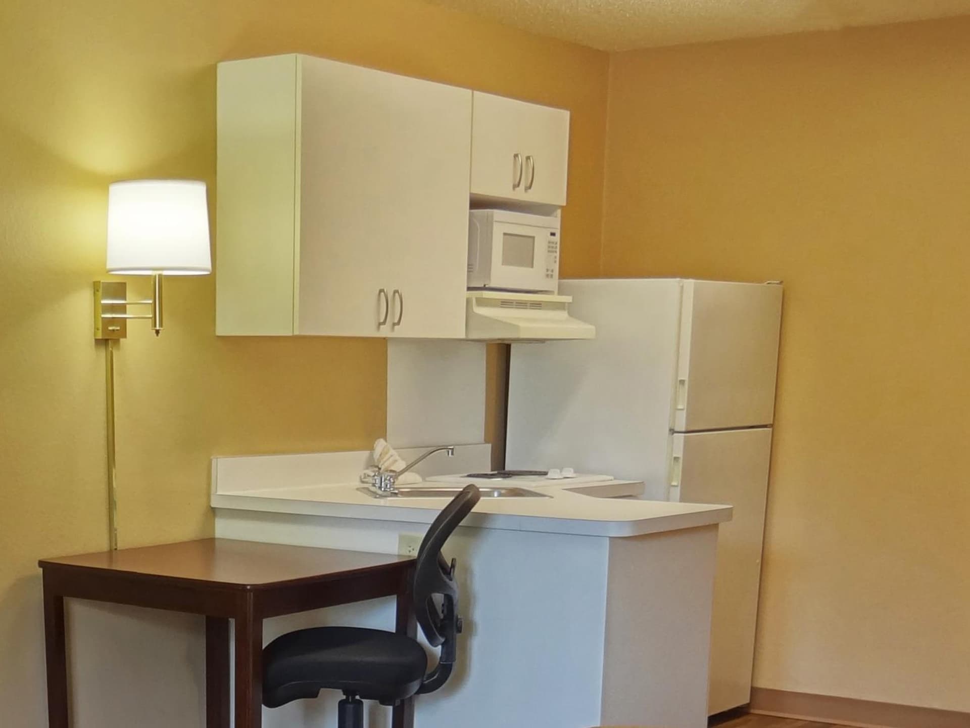 Extended Stay America Select Suites - Roanoke - Airport gallery photo in Roanoke, VA — image 38