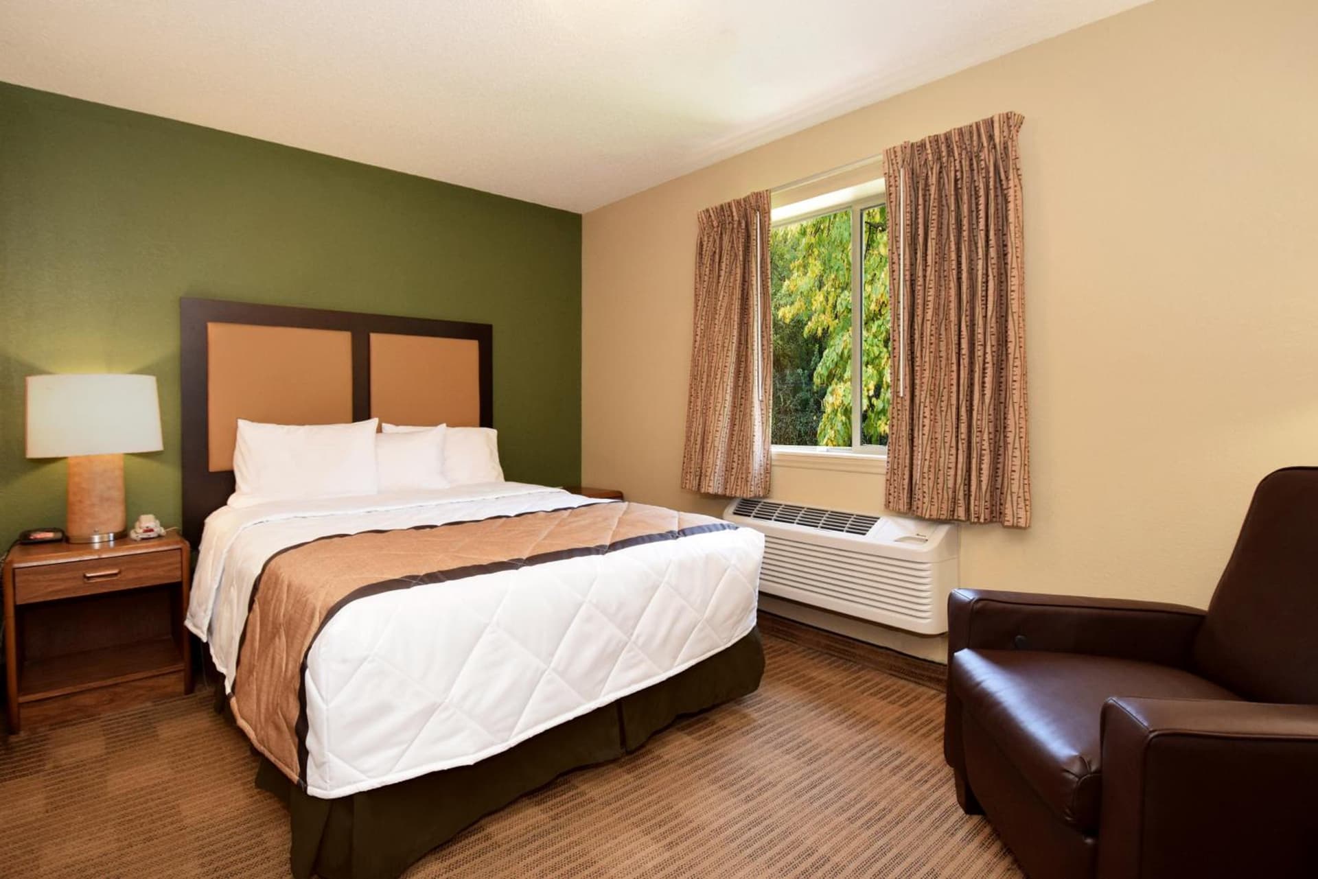 Extended Stay America Select Suites - Detroit - Warren gallery photo in Warren, MI — image 19