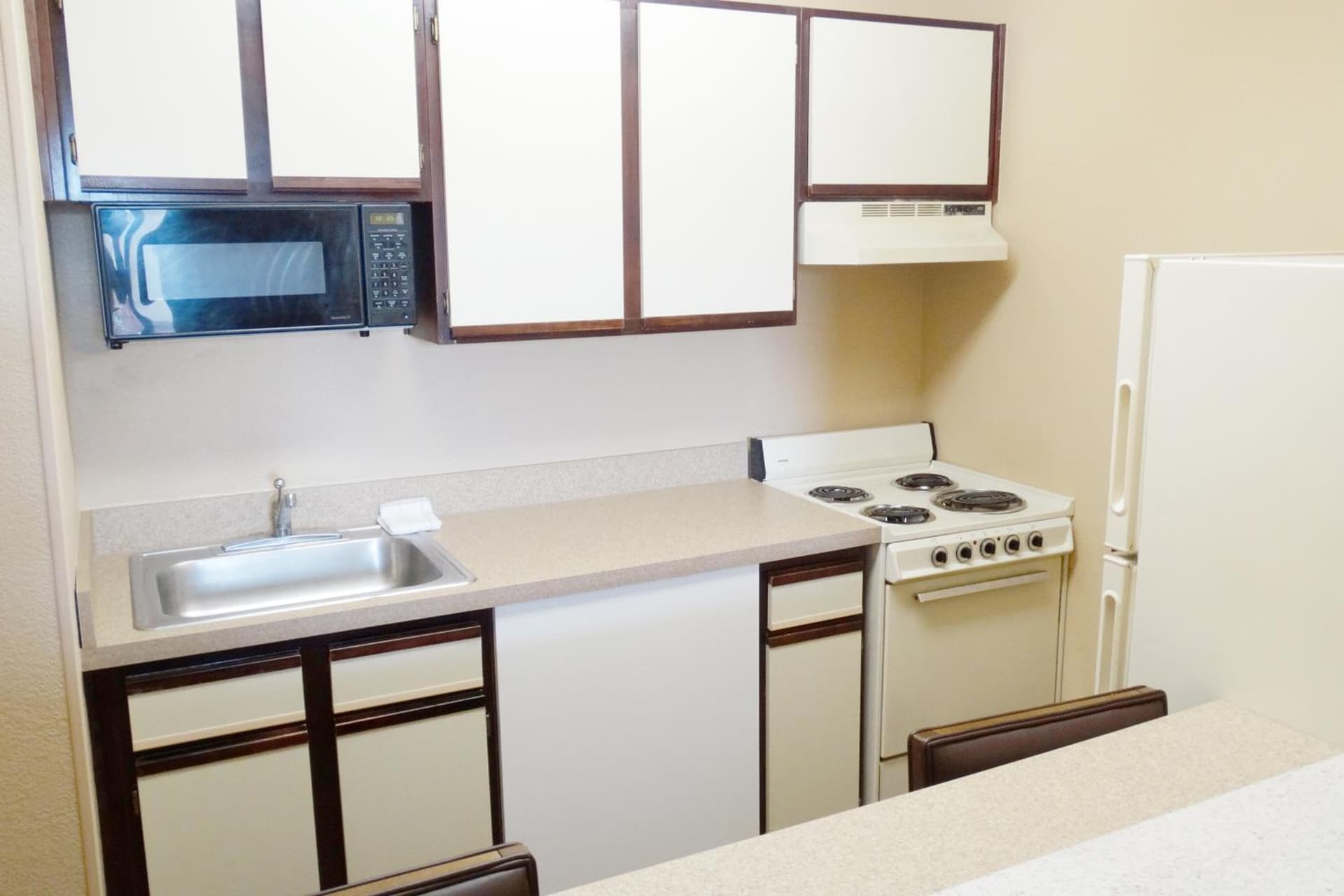 Extended Stay America Select Suites - Detroit - Warren gallery photo in Warren, MI — image 38