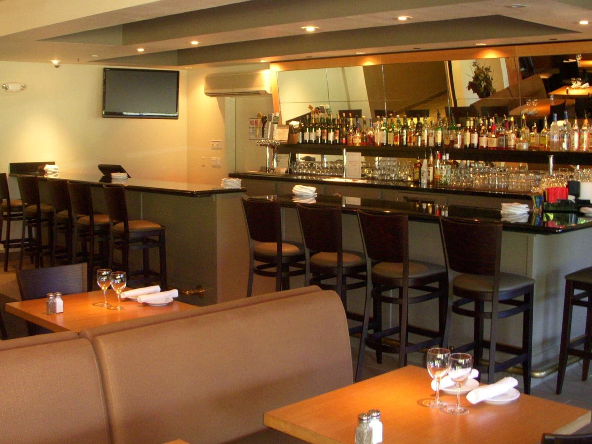 Radisson Hotel Portland Airport gallery photo in Portland, OR — image 86