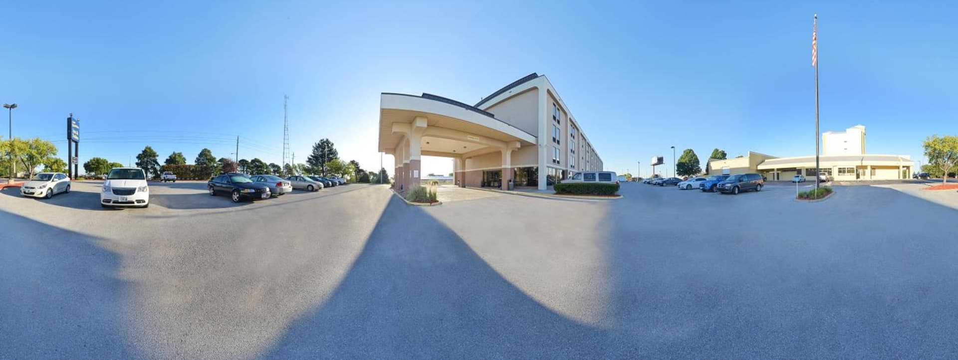 New Victorian Inn & Suites Omaha property views in Omaha, NE — gallery photo 3
