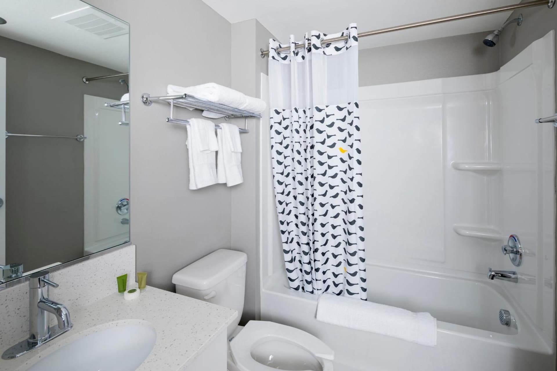 Uptown Suites Extended Stay Charlotte NC - Concord gallery photo in Concord, NC — image 6