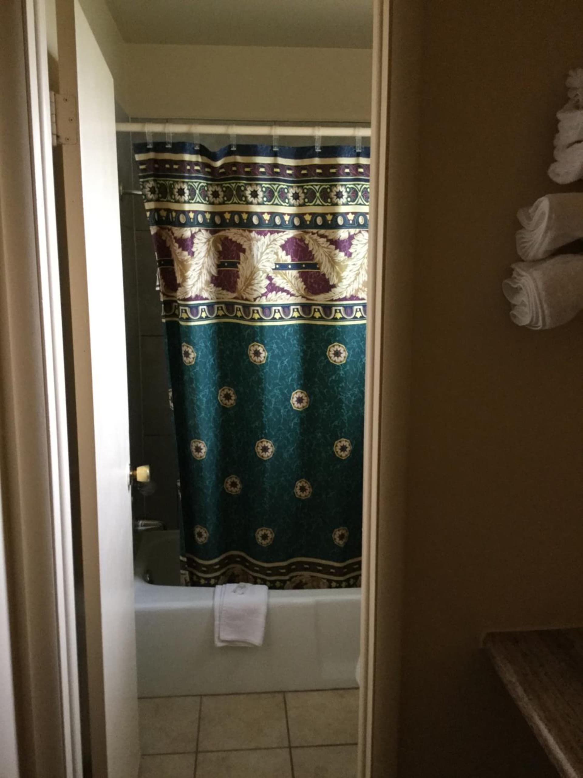 Deluxe Inn property views in Hebron, OH — gallery photo 3
