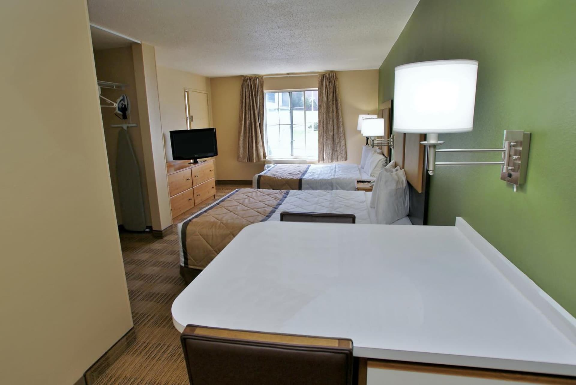 Extended Stay America Suites - Orange County - Irvine Spectrum gallery photo in Irvine, CA — image 23